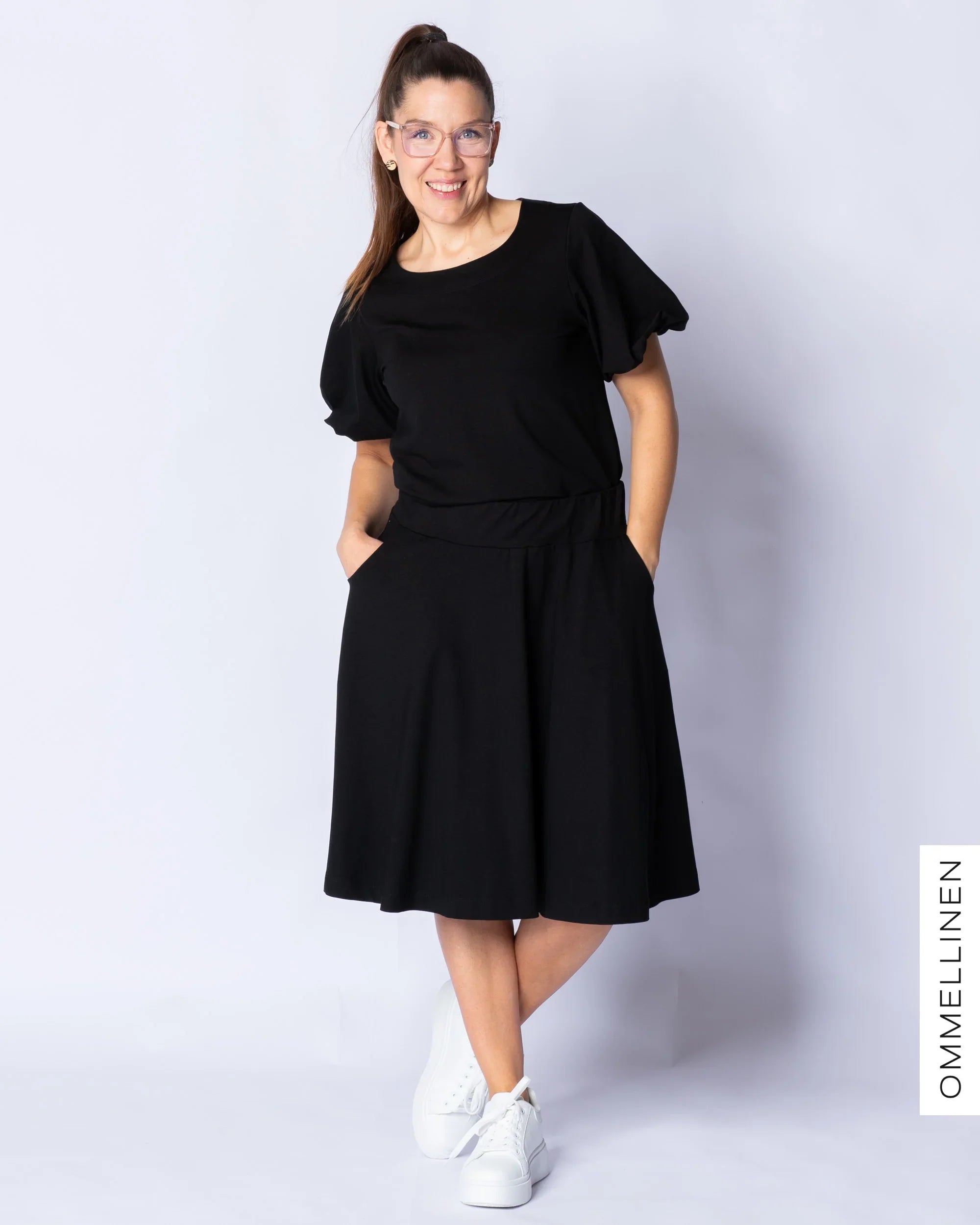 Puffipaita - lyhyt hiha, musta