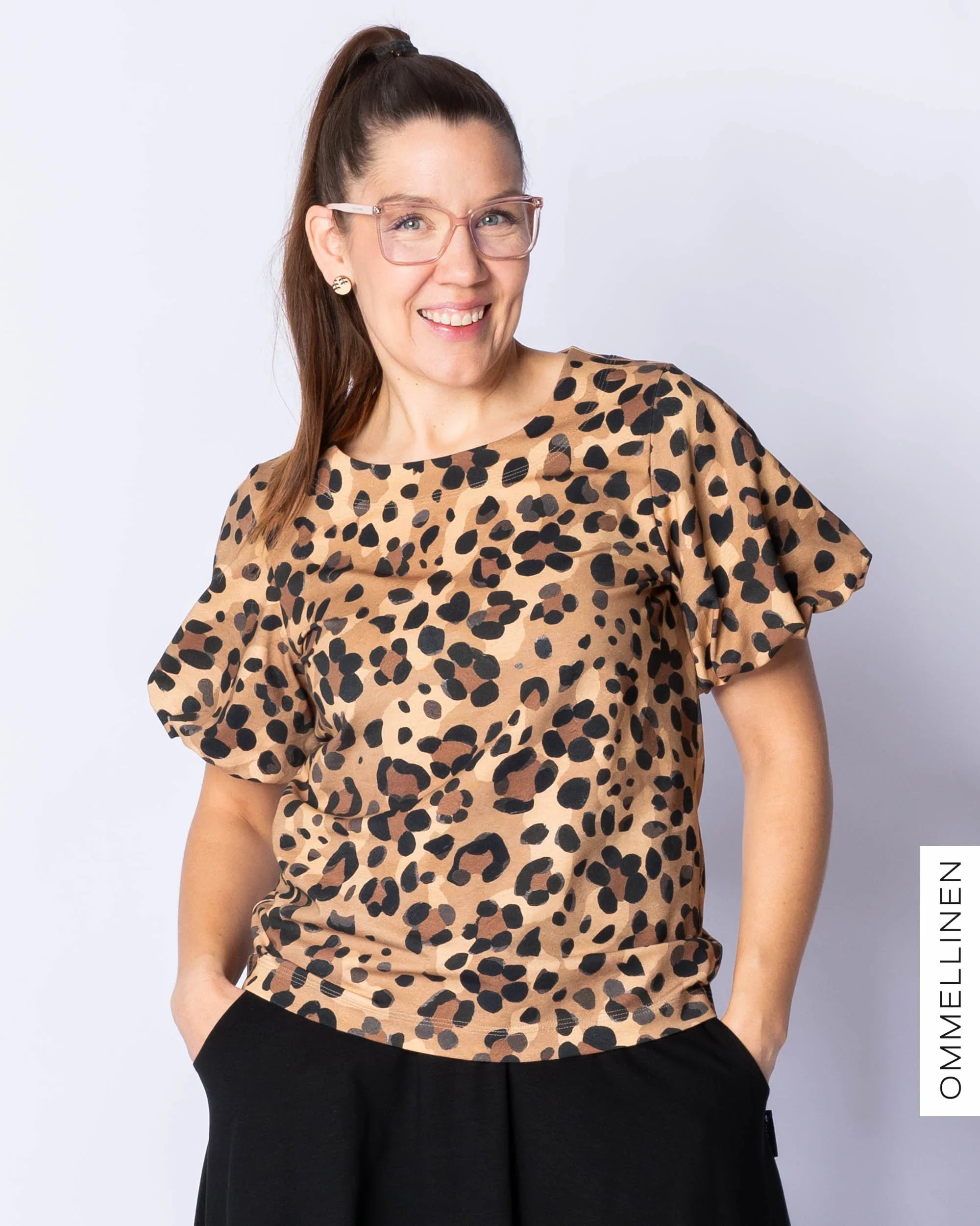 PUFFI t-shirt, Kukkaleopardi - brown