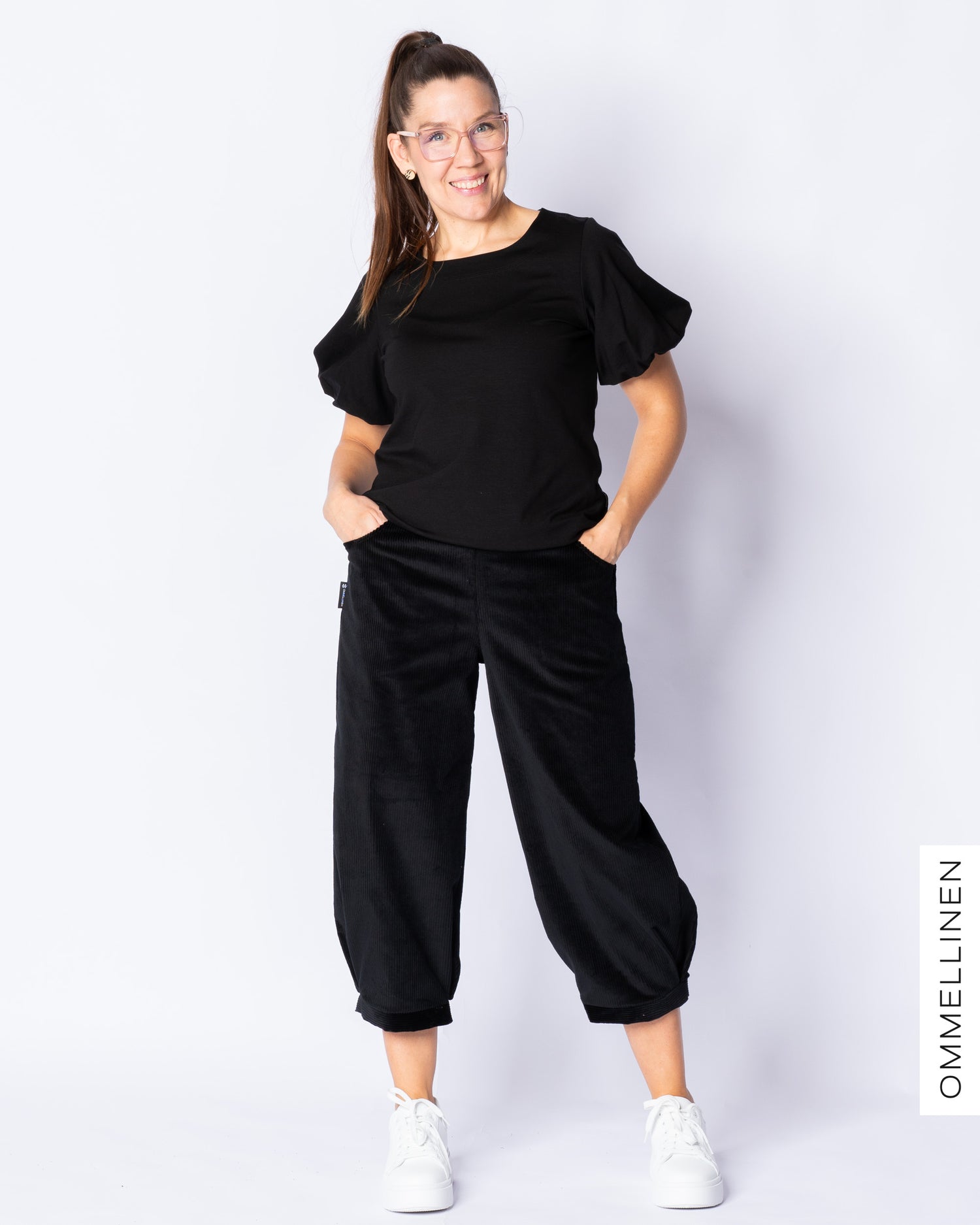 Vakosamettibyysat, musta