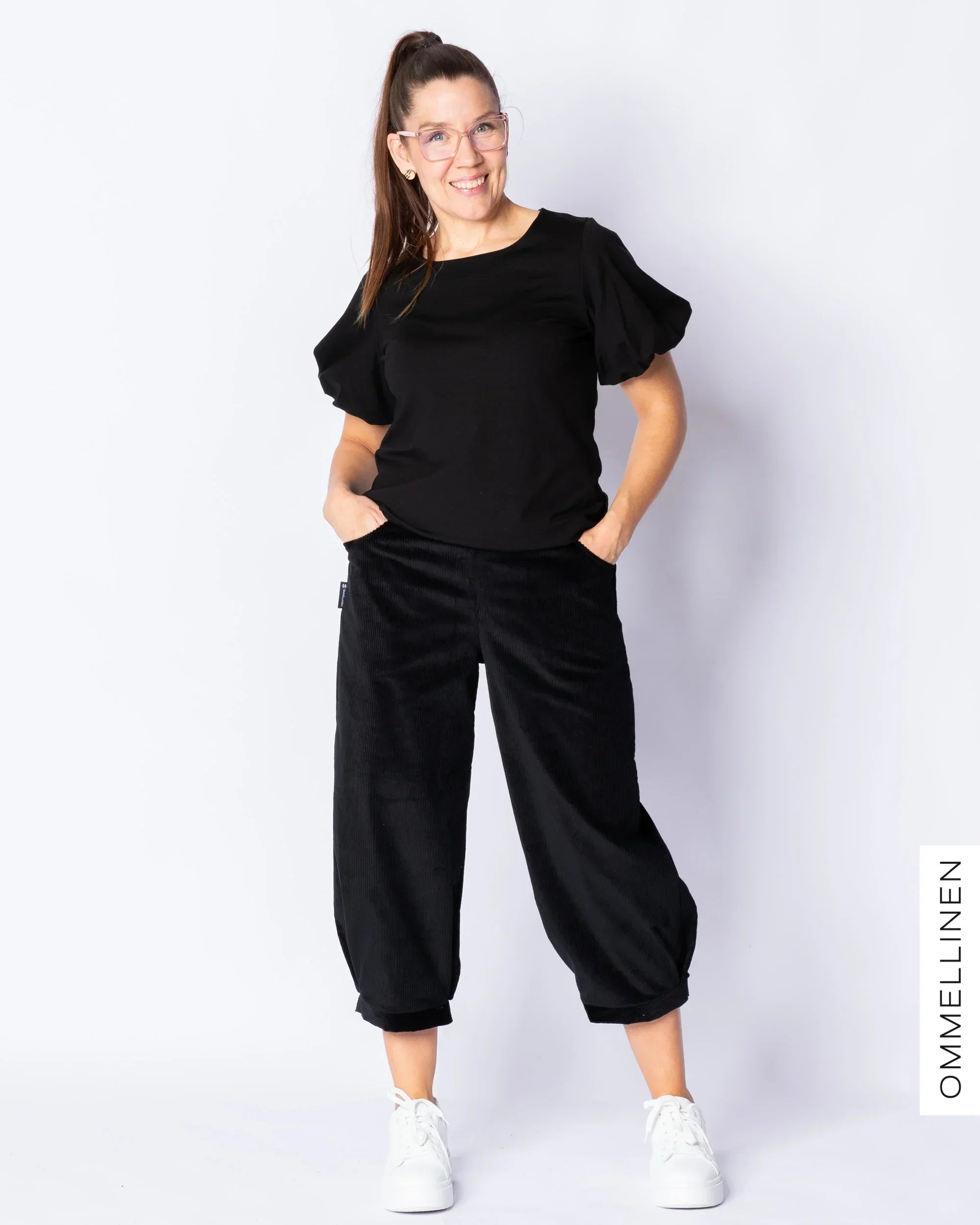 Vakosamettibyysat, musta