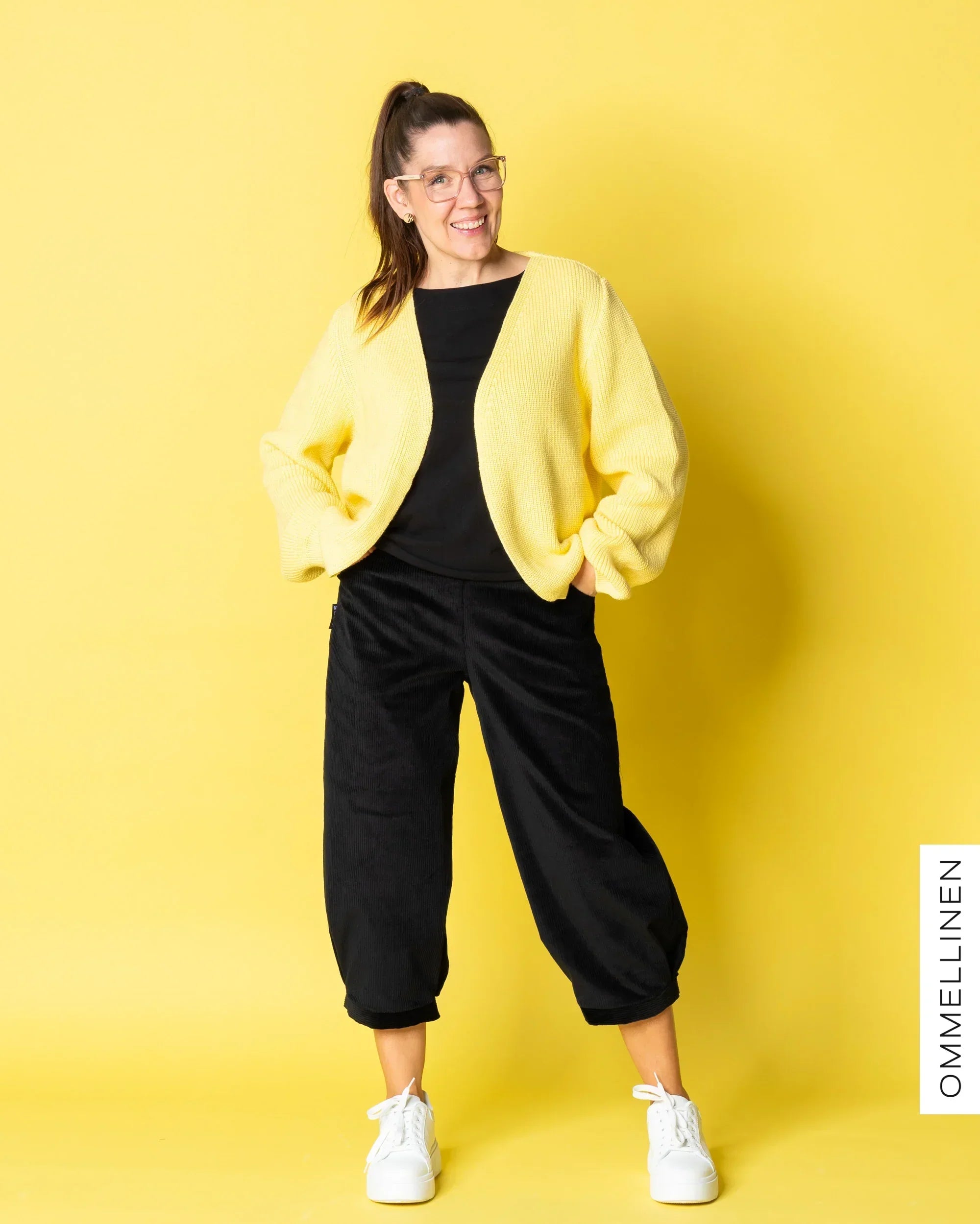 Vakosamettibyysat, musta