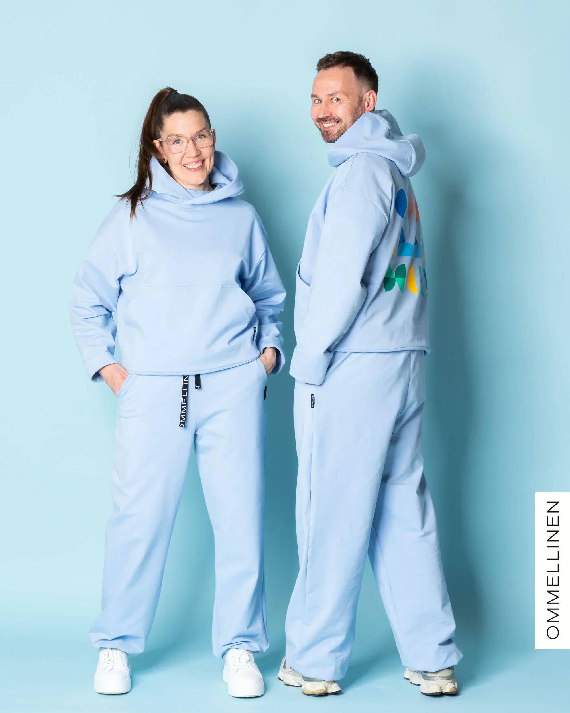 MIKI -huppari, vaaleansininen