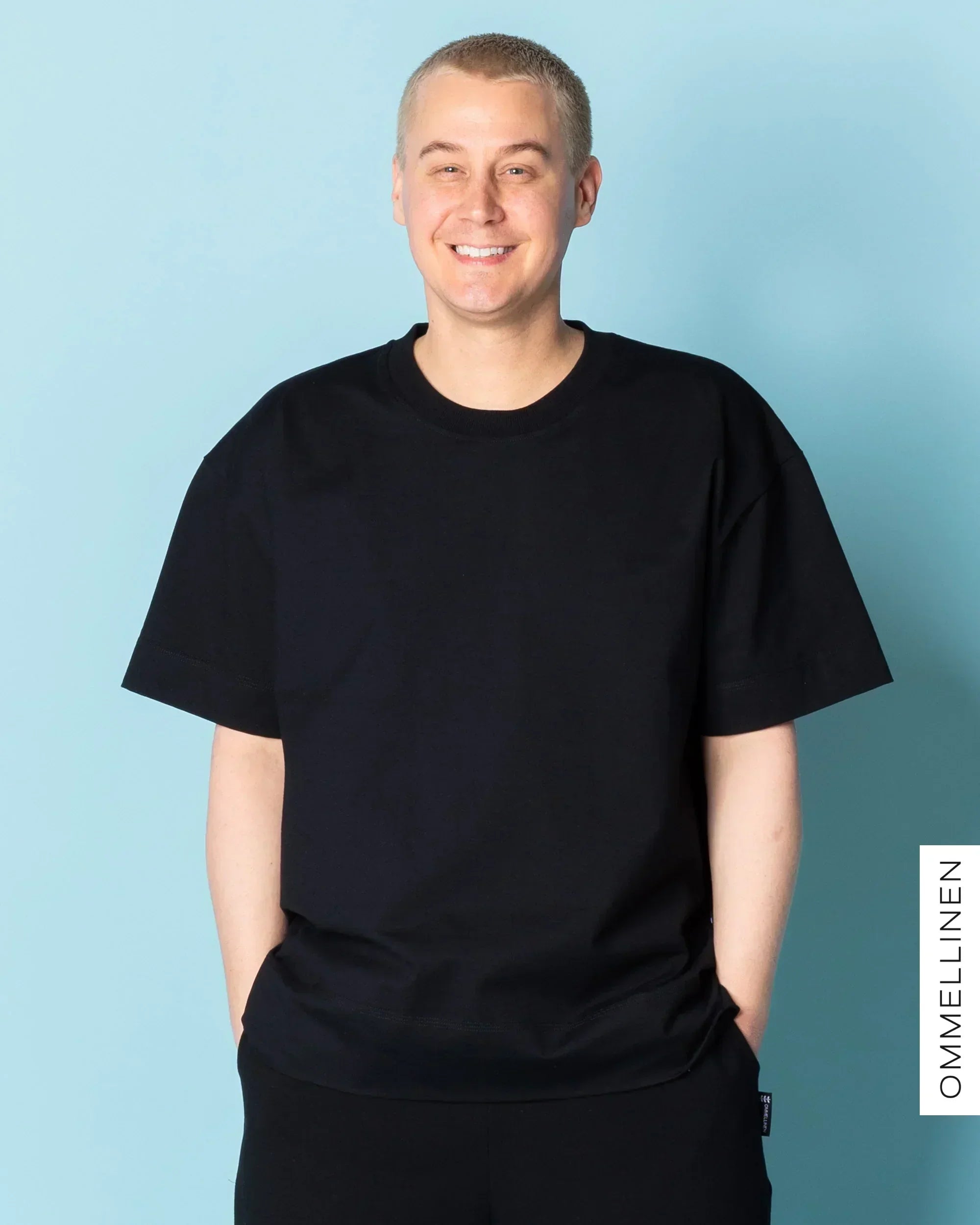 MIKI -t-paita, musta