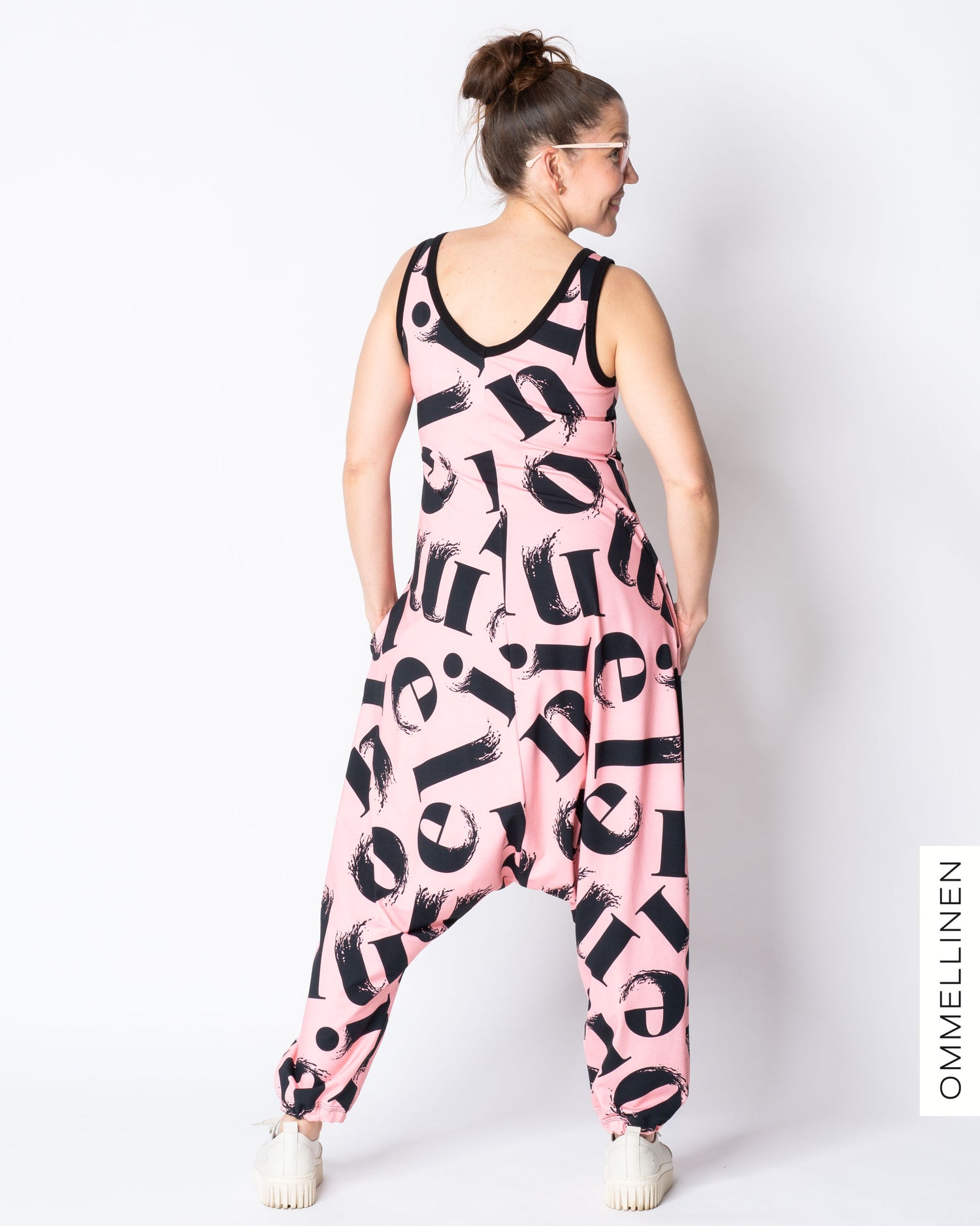 Digitrikoo, Kirjaimet - vaaleanpunainen