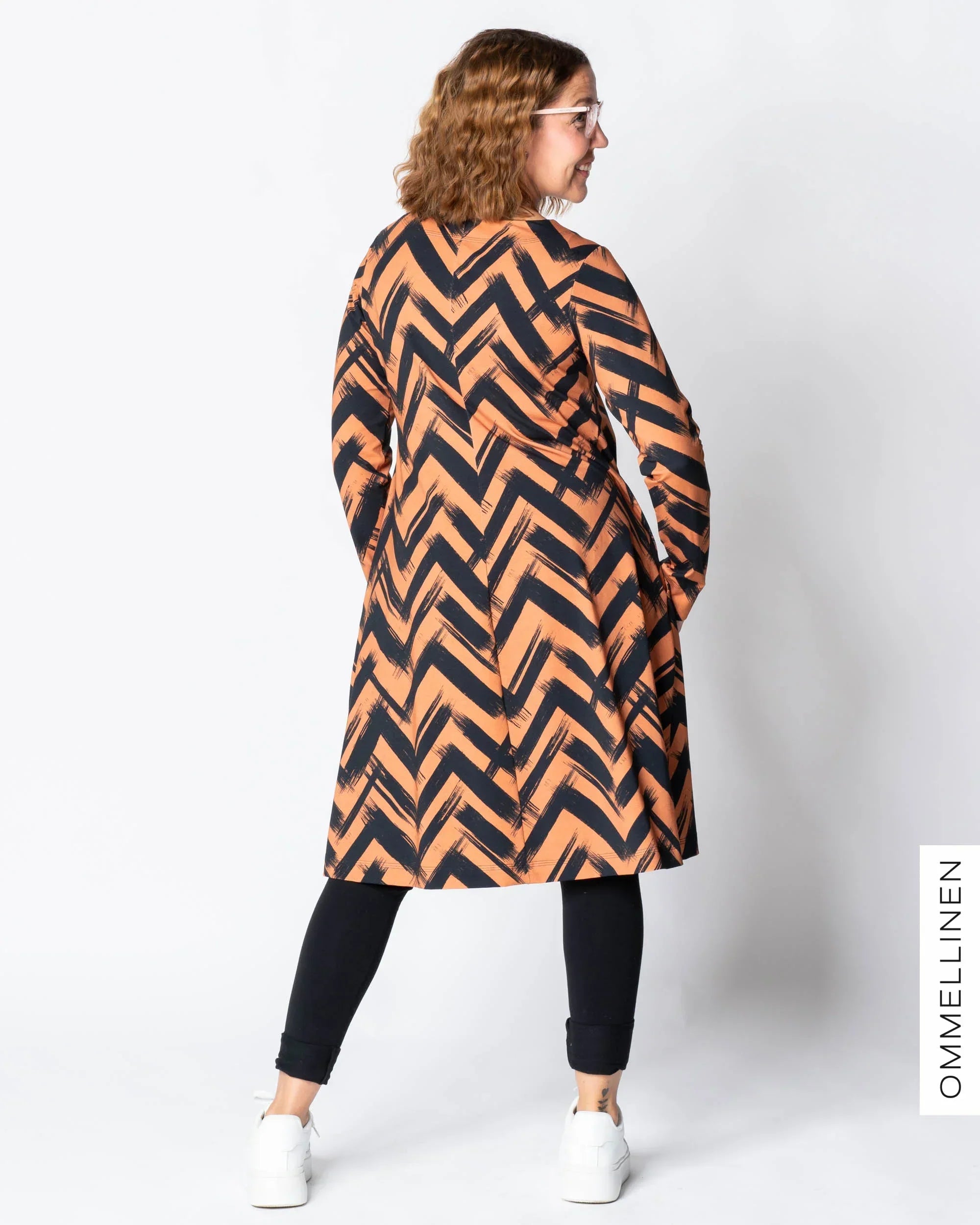 Mekkotunika, Siksak - ruskea