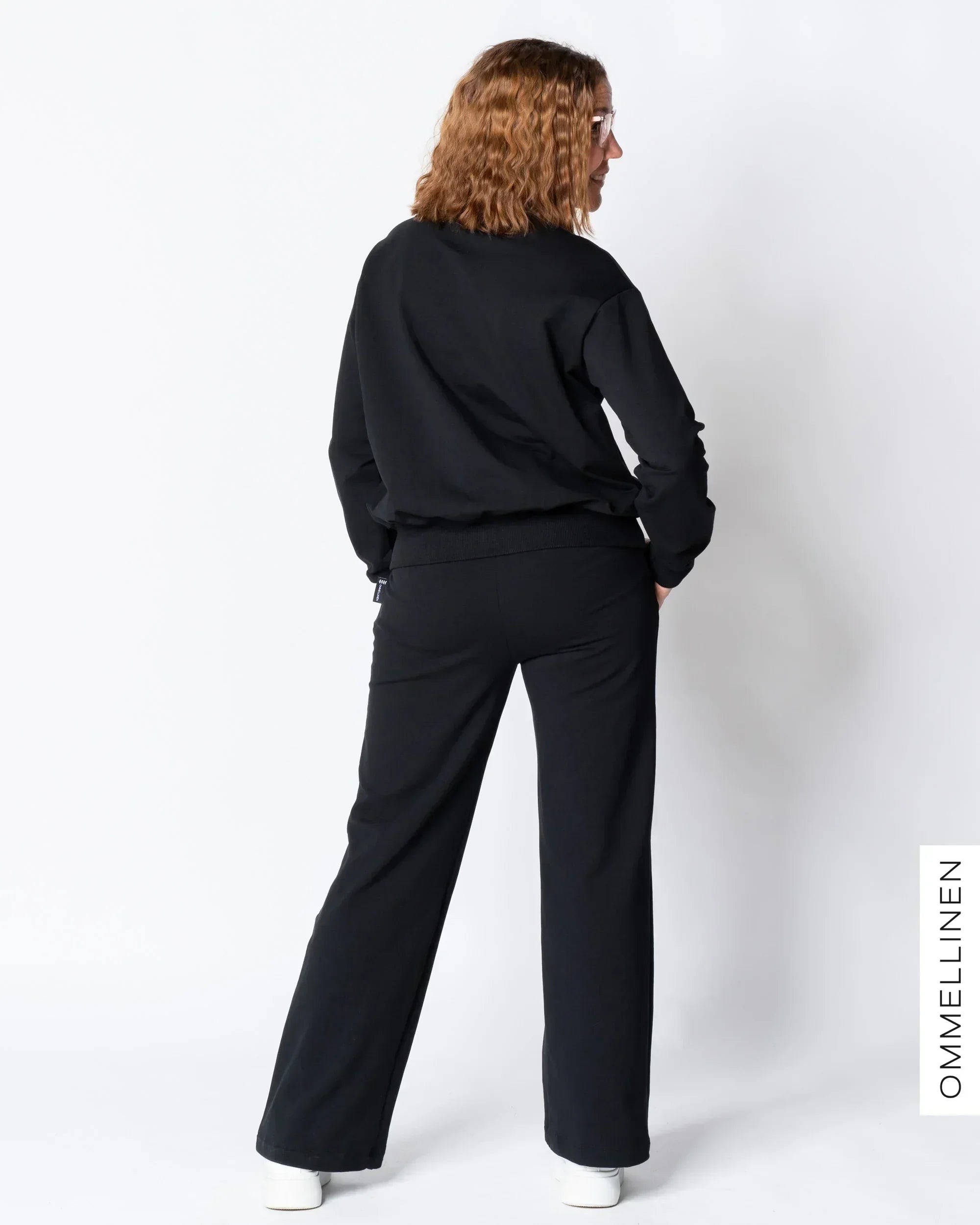 Kantticollarit - PITKÄ LAHJE, musta