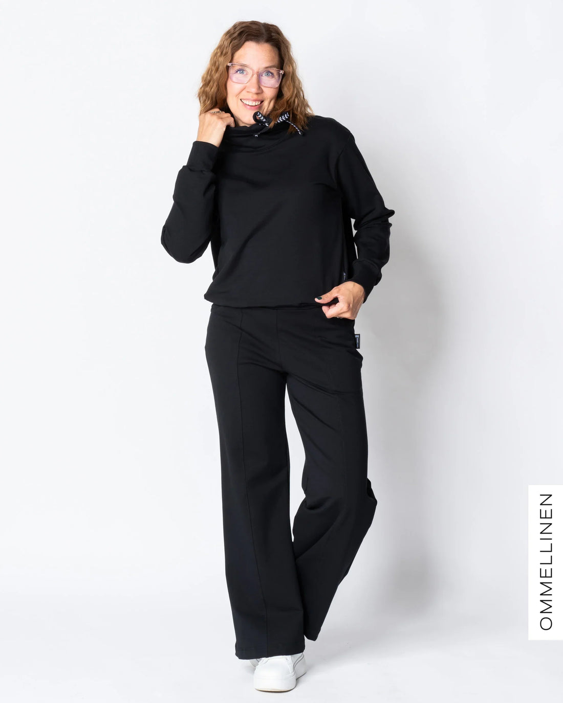 Kauluscollari, musta