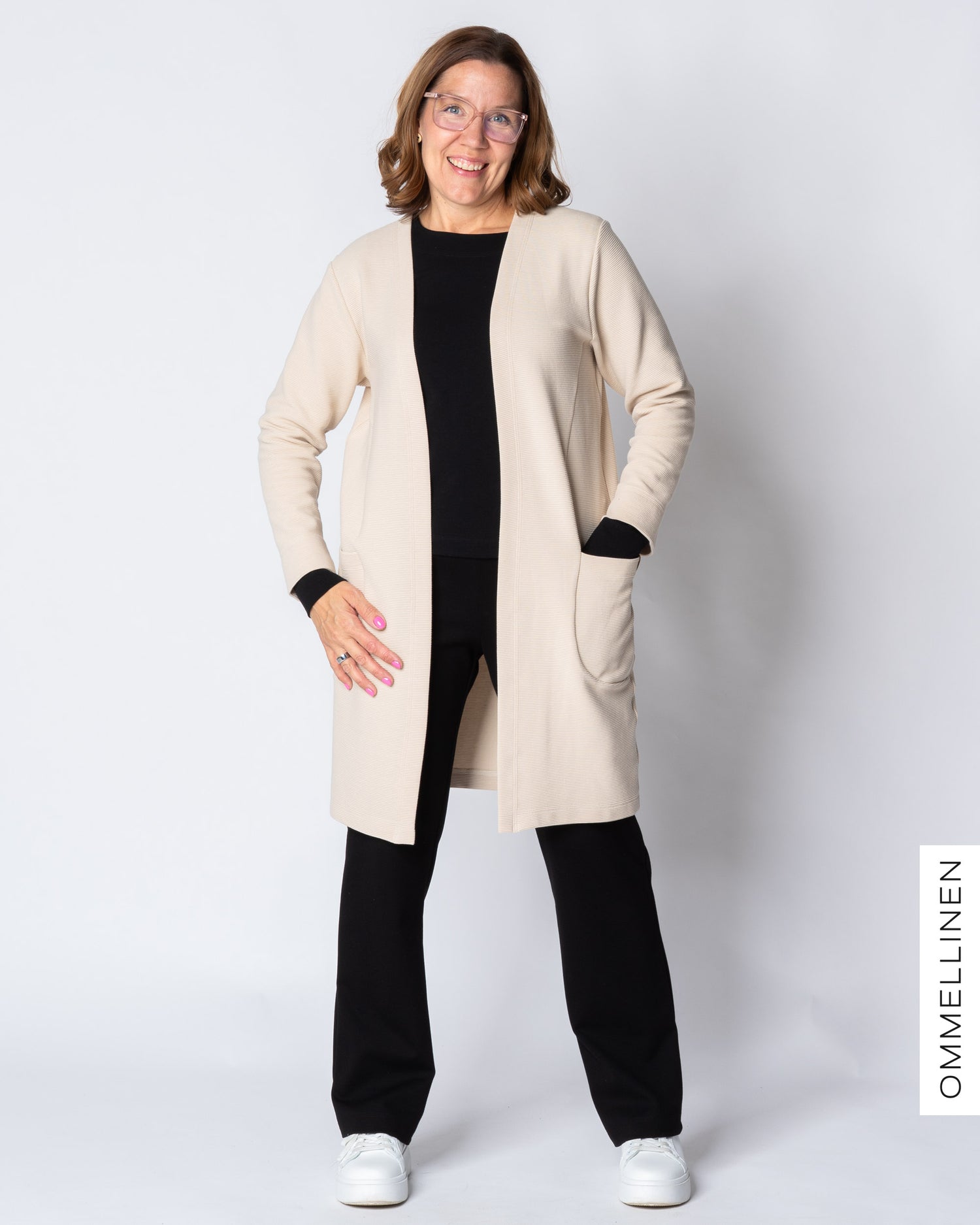 SÀrmÀtakki, vaalea beige