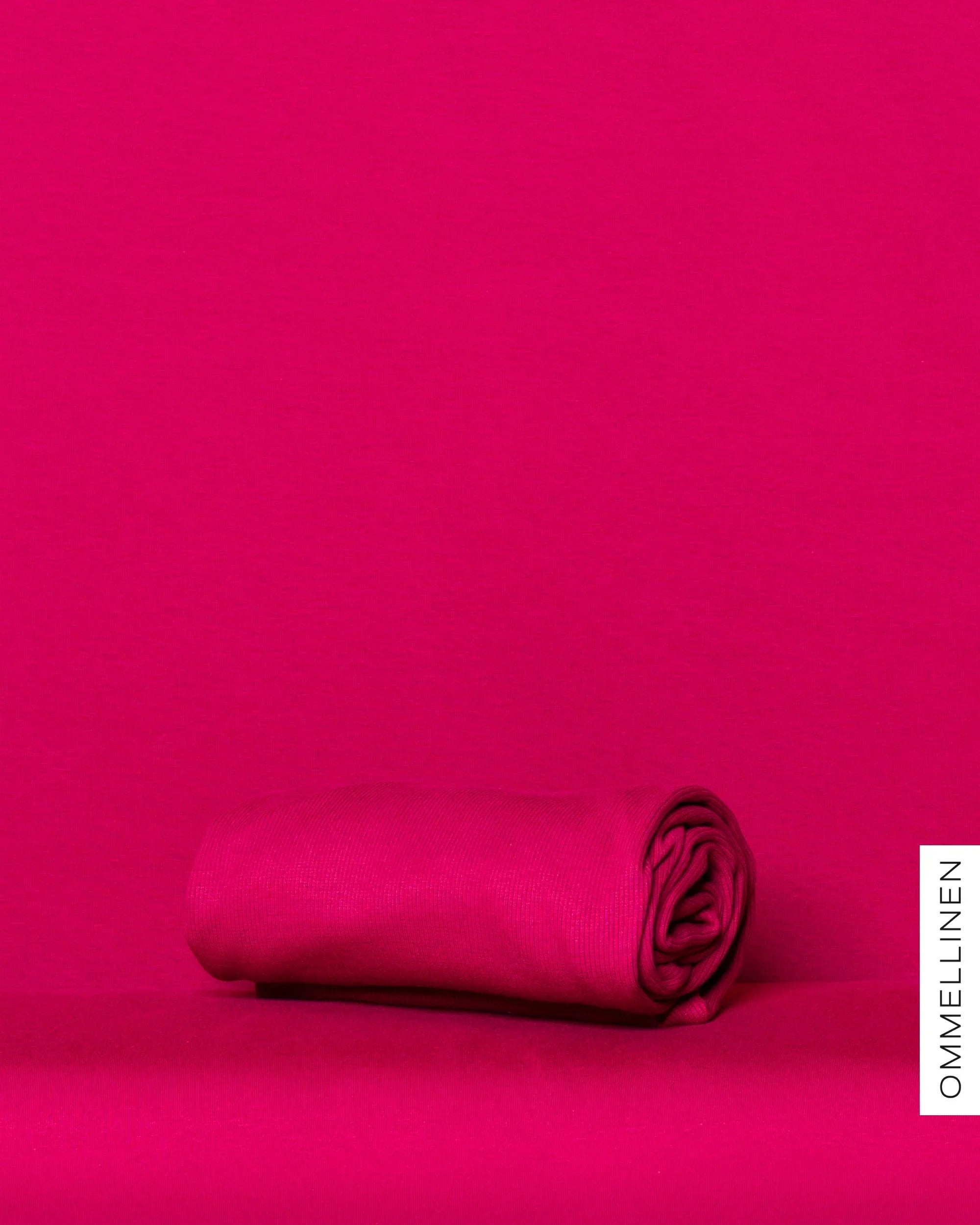 Harjattu joustocollege - leveä, rubiini