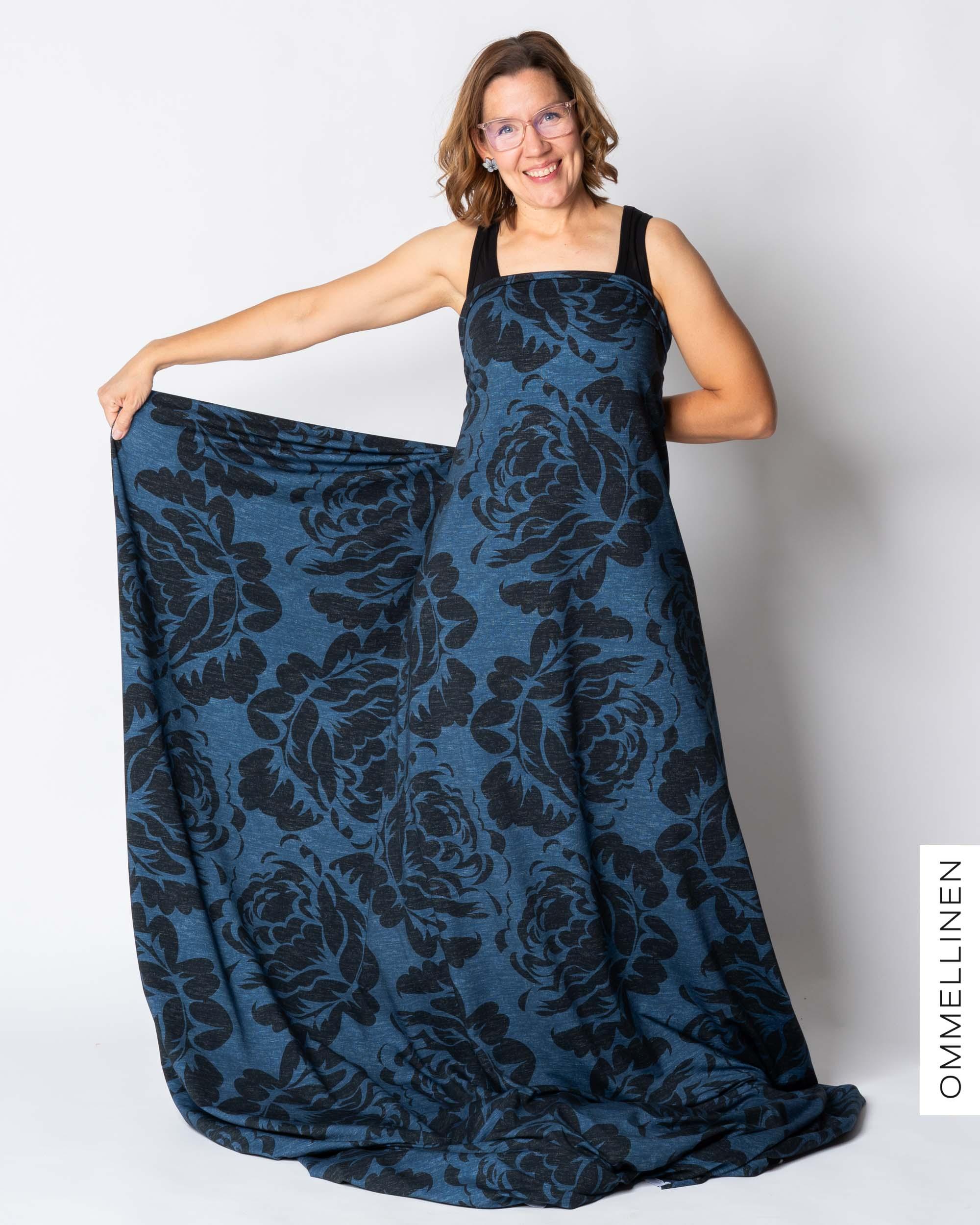 Joustocollege, Babushka Roses Jätti - sininen/musta