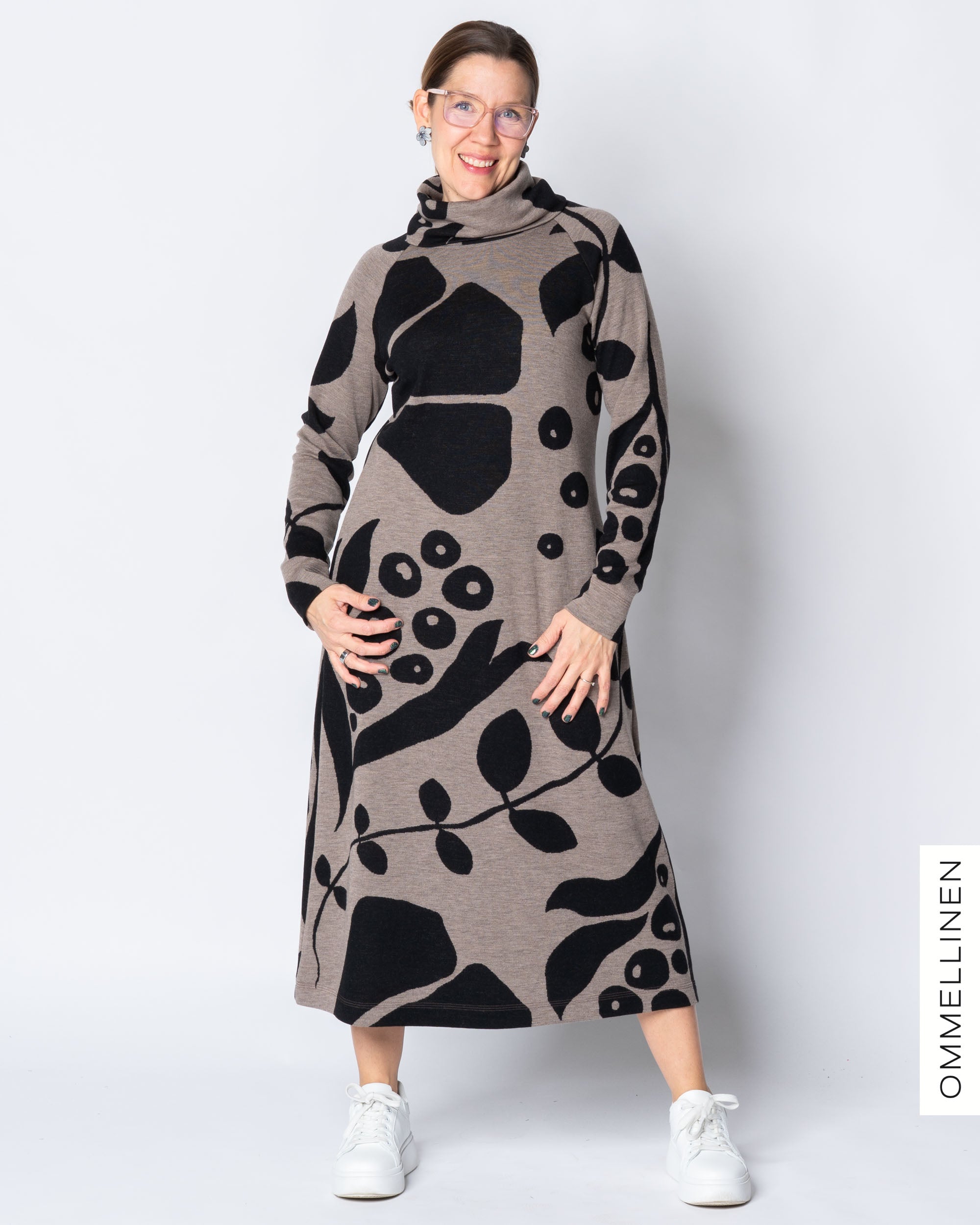 WOOL dress, Kaunotar - hazelnut/black