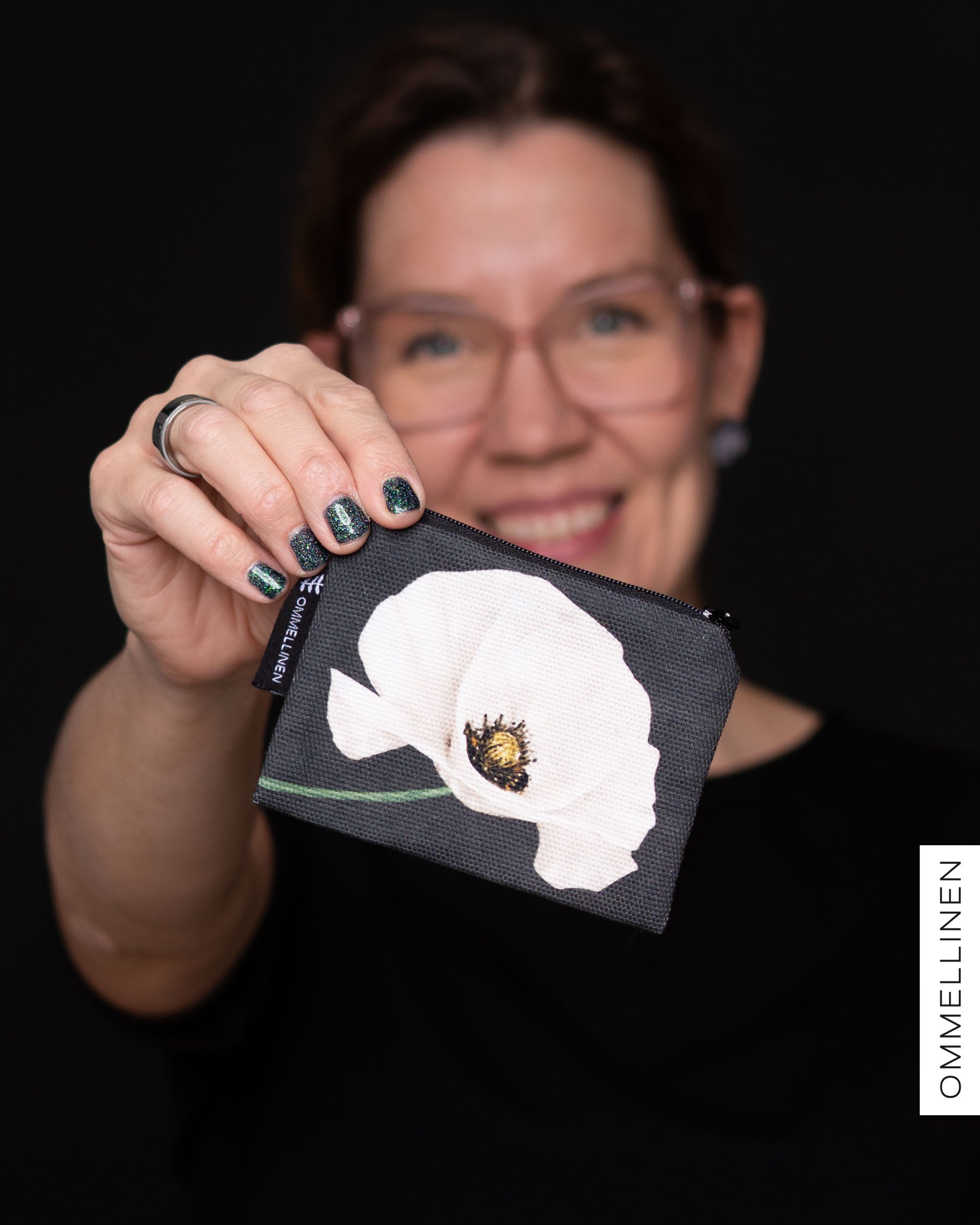 Makeup bag - small, Yökukka