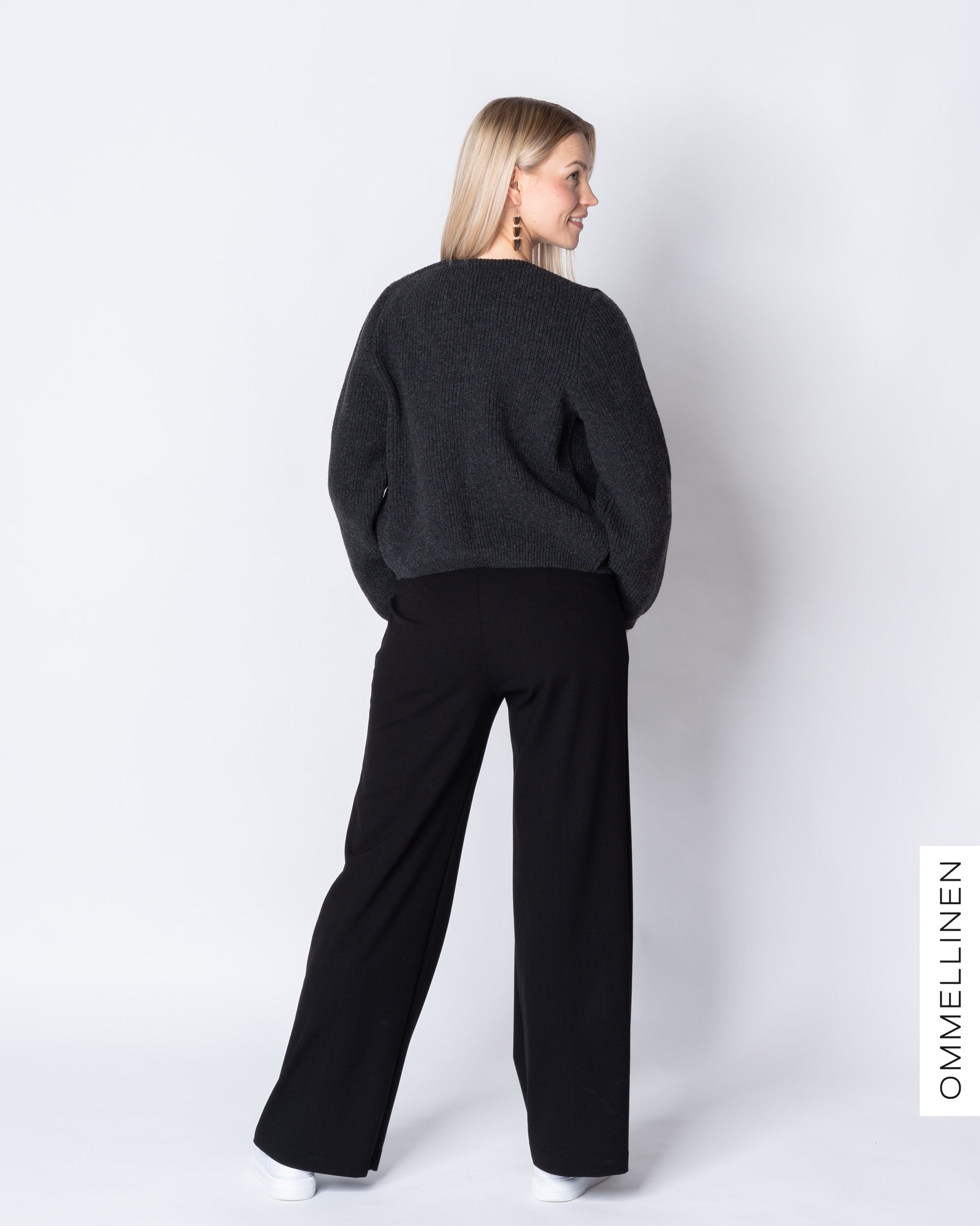 Neuletakki - merino, tummanharmaa