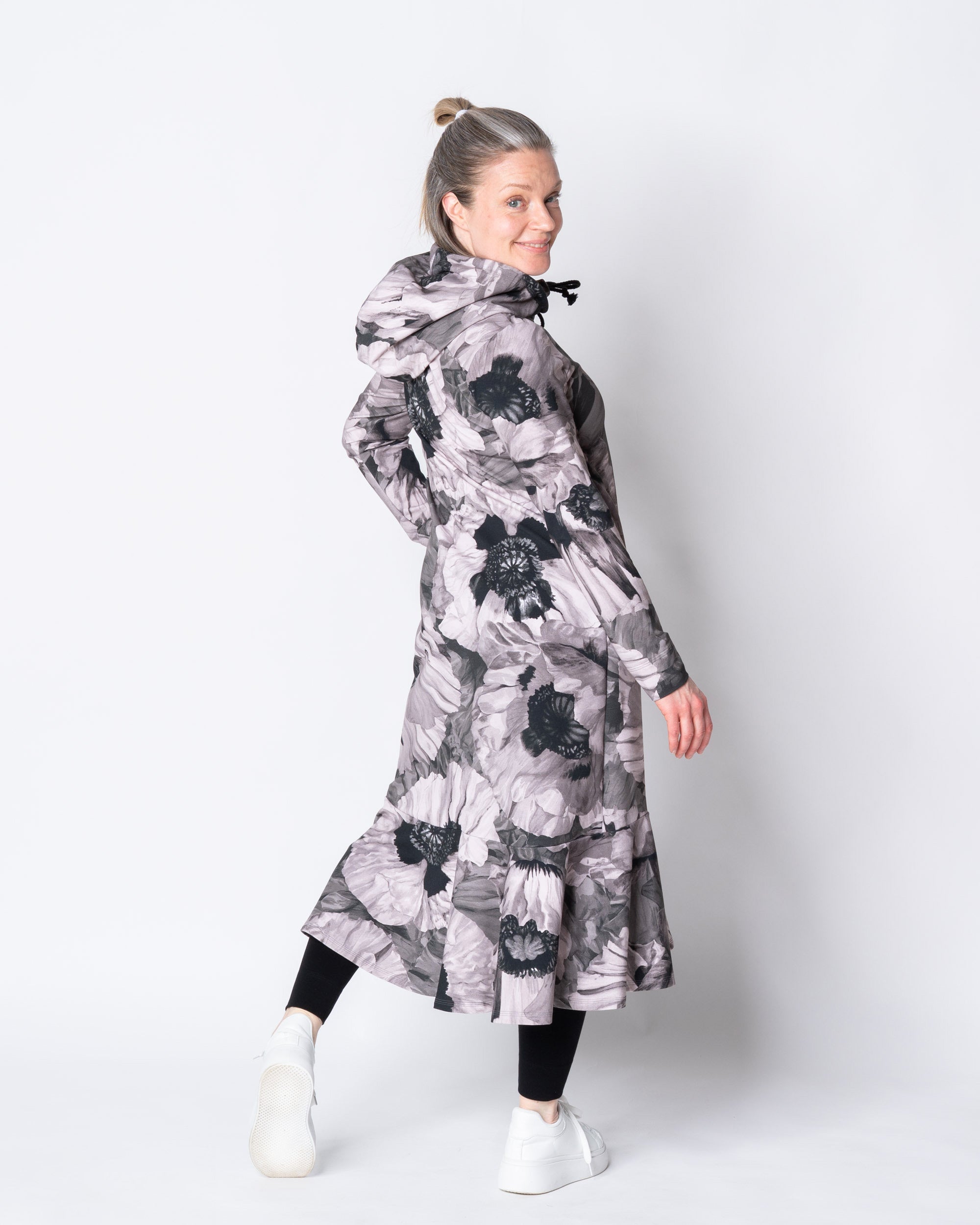 Hulmuhuppari, Tuulenkukka - tuhka