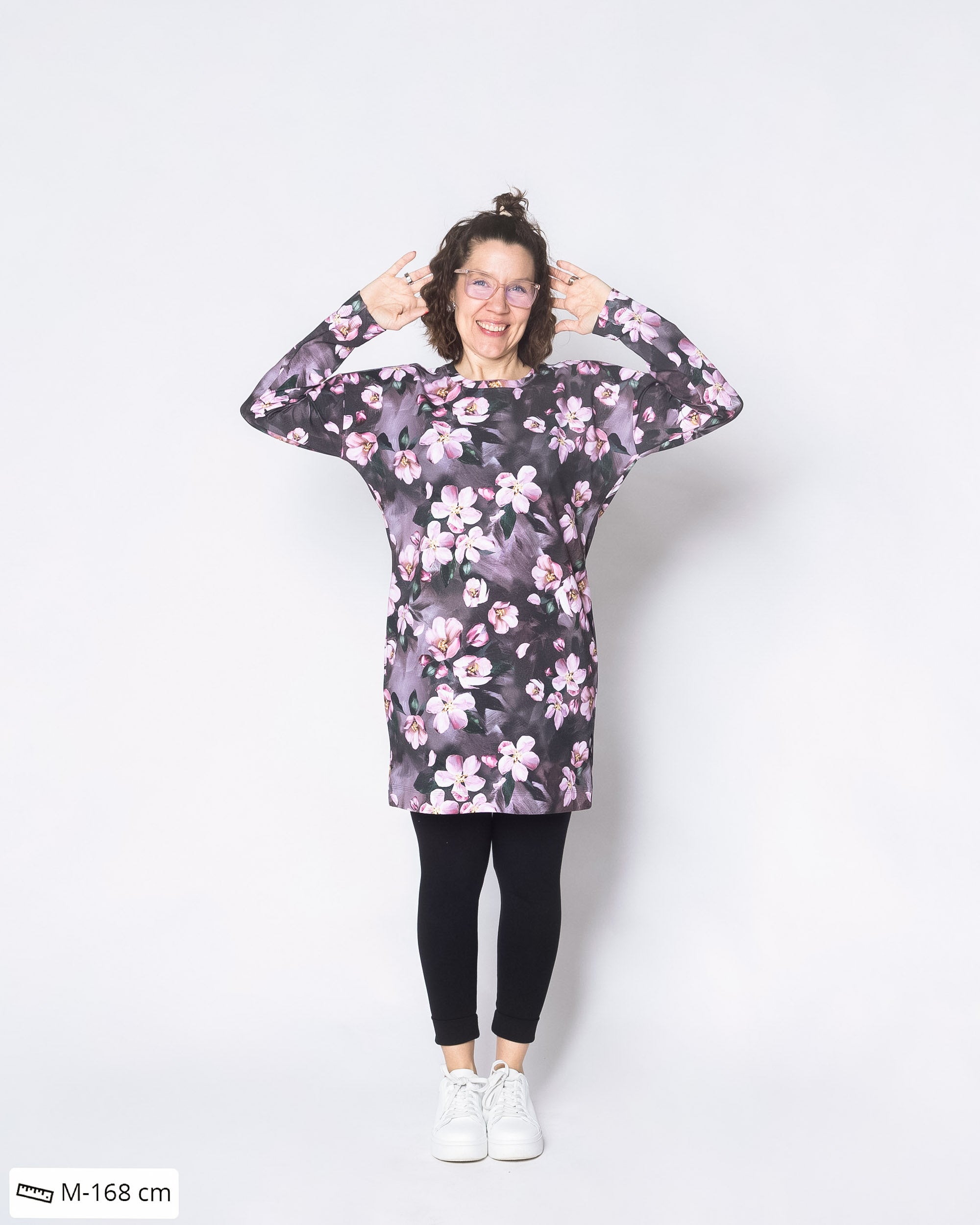 LEMPI tunic, Omenankukkia - rose