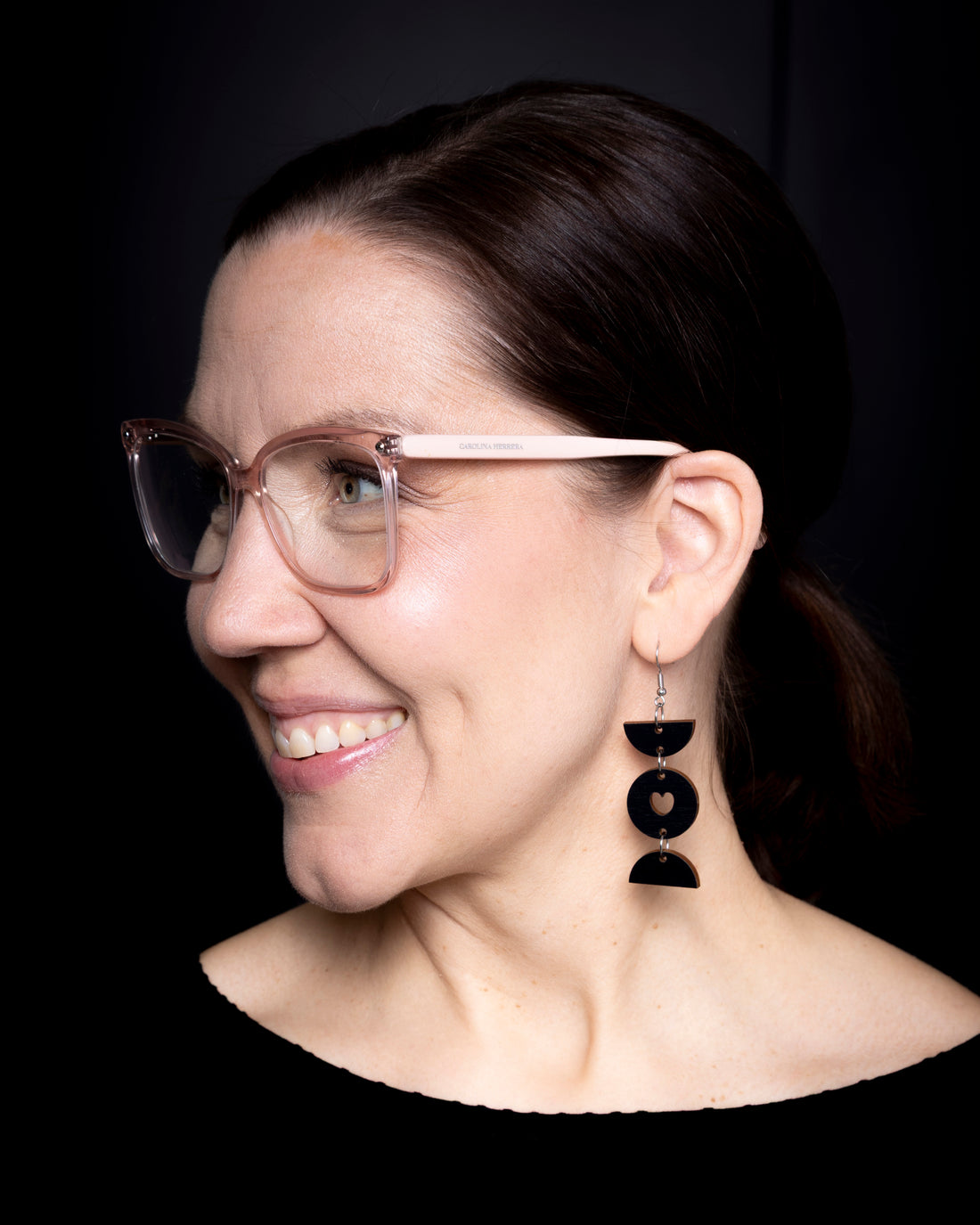 Korvakorut, SydÀn - musta riippuva, koukku