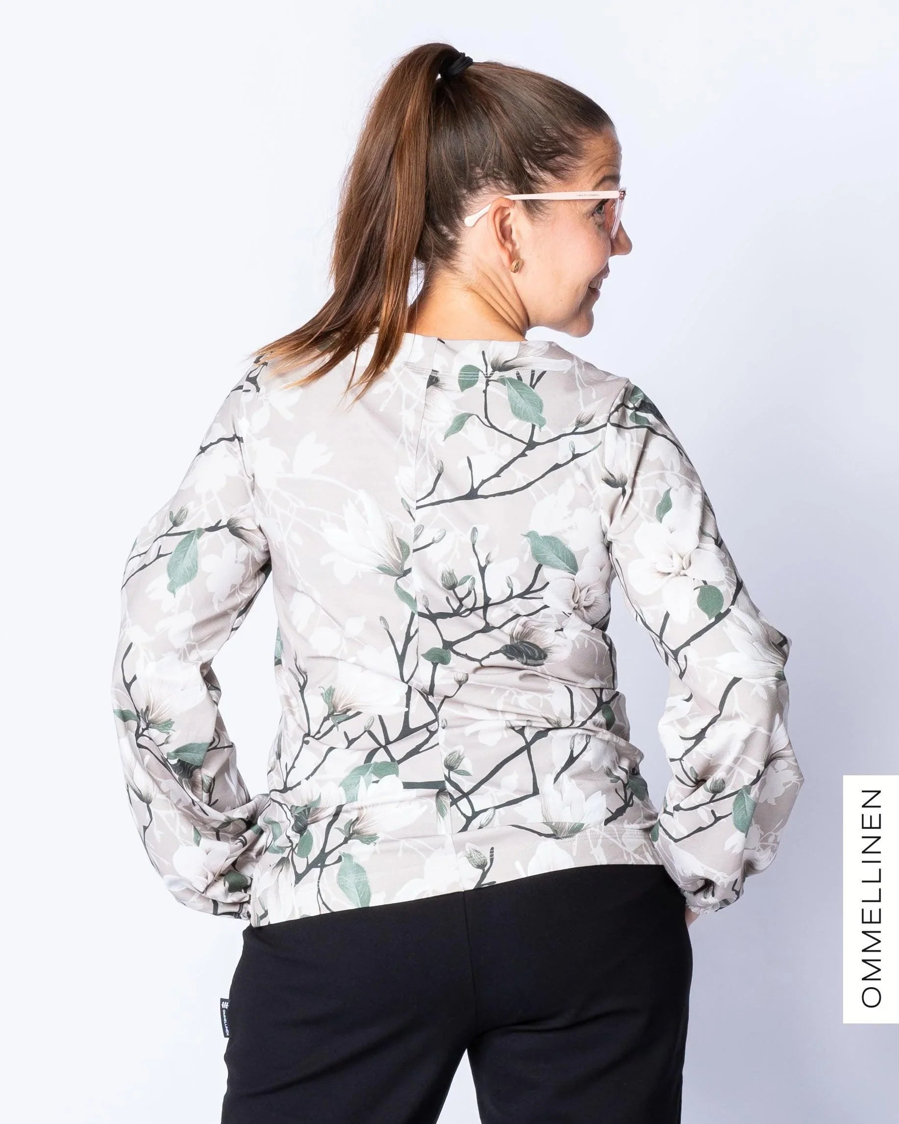 Puffipaita - pitkä hiha, Magnolian kuiskaus - hiekka