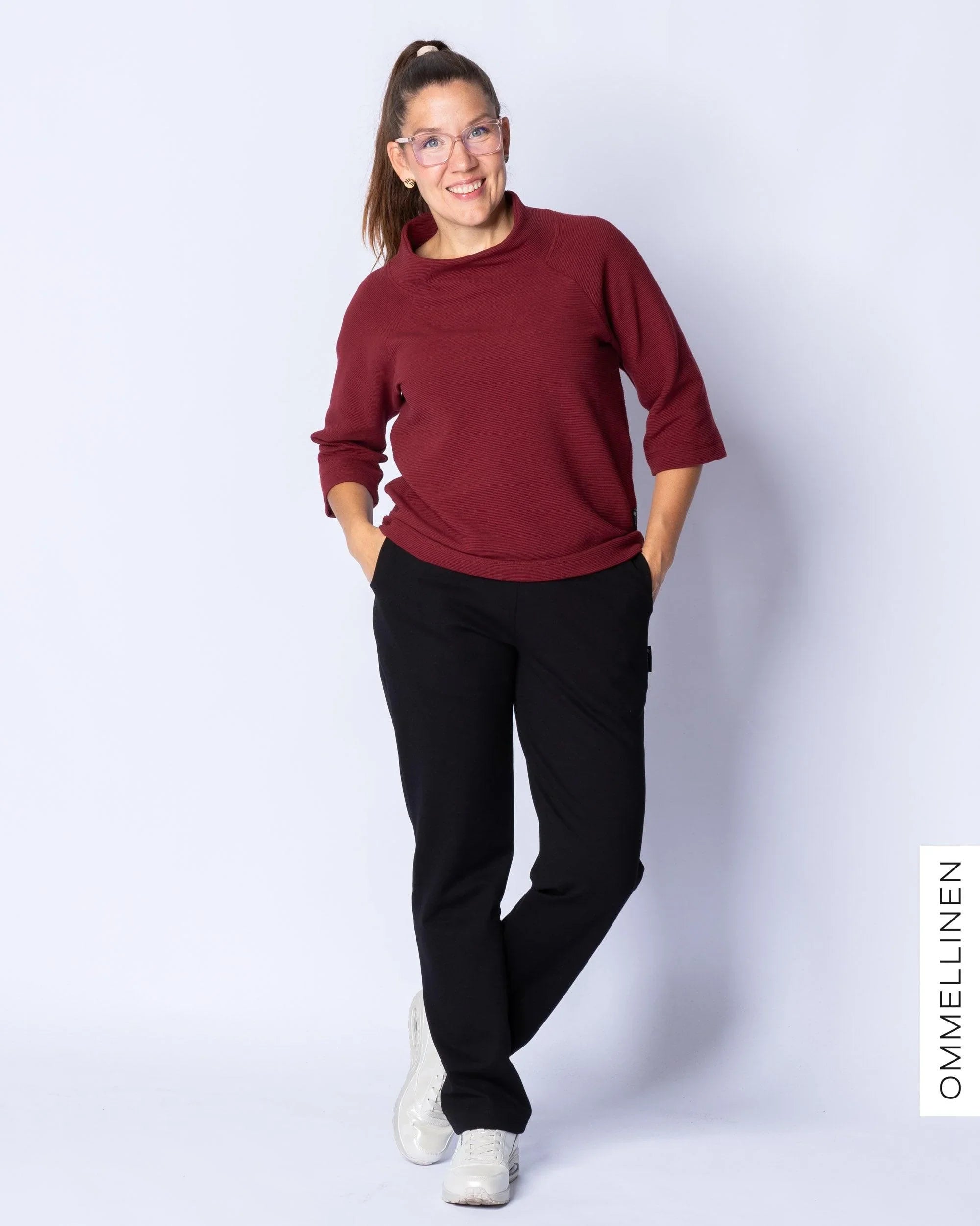 SÀrmÀ-paita, burgundi