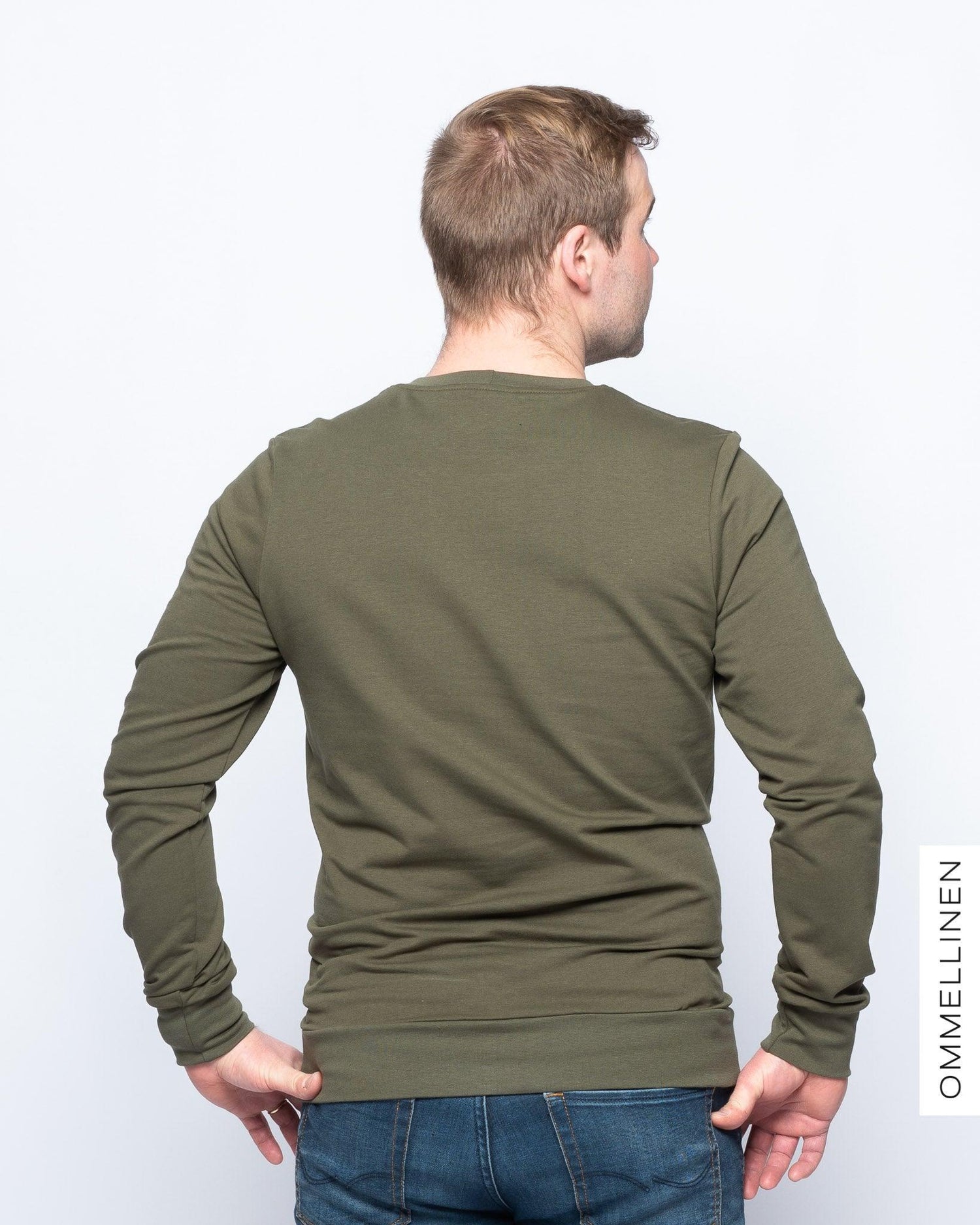 Collaripaita, TummanvihreÀ - Ommellinen