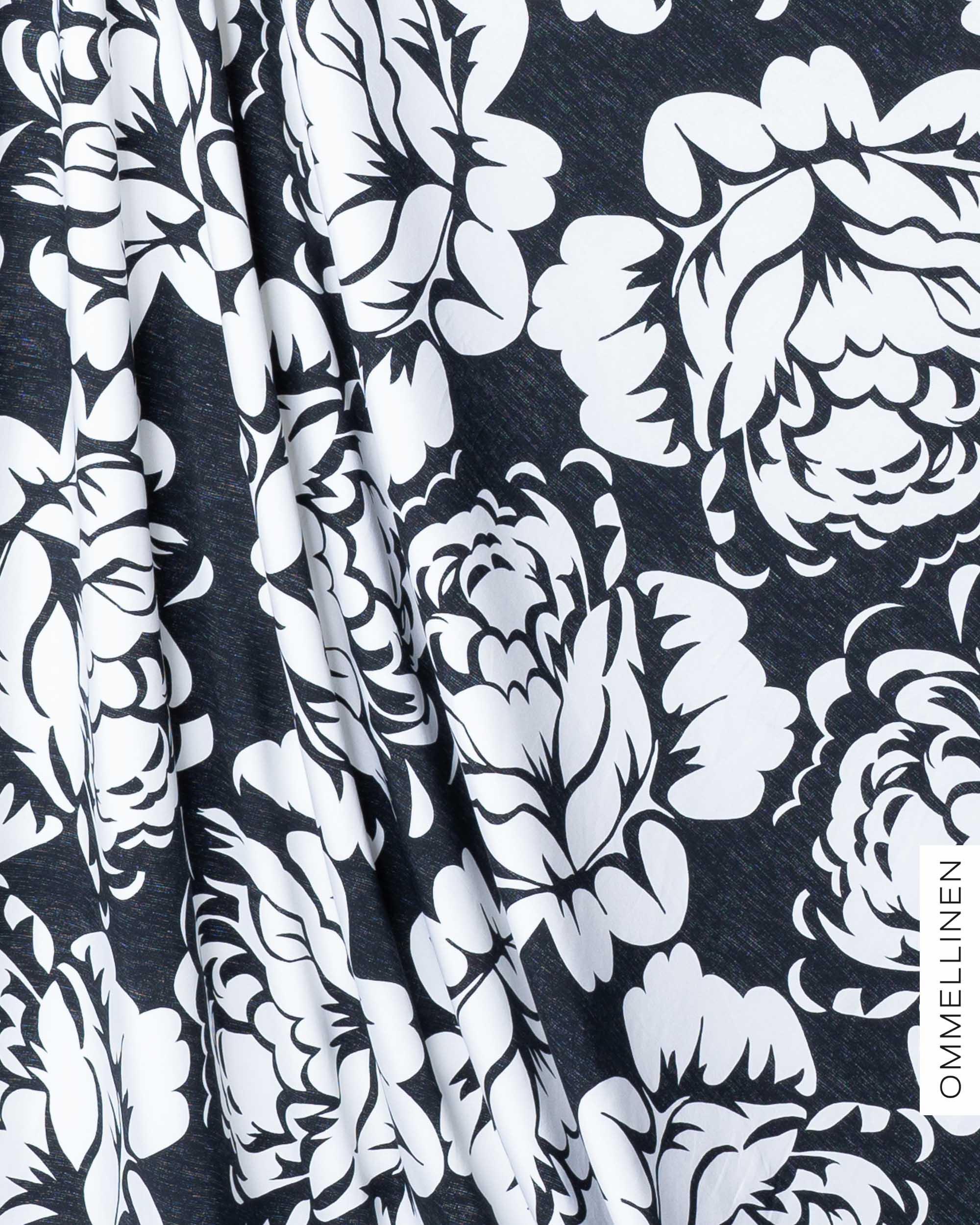 Digitrikoo, Babushka Roses JĂ€tti - musta/valkoinen, II-laatu - Ommellinen