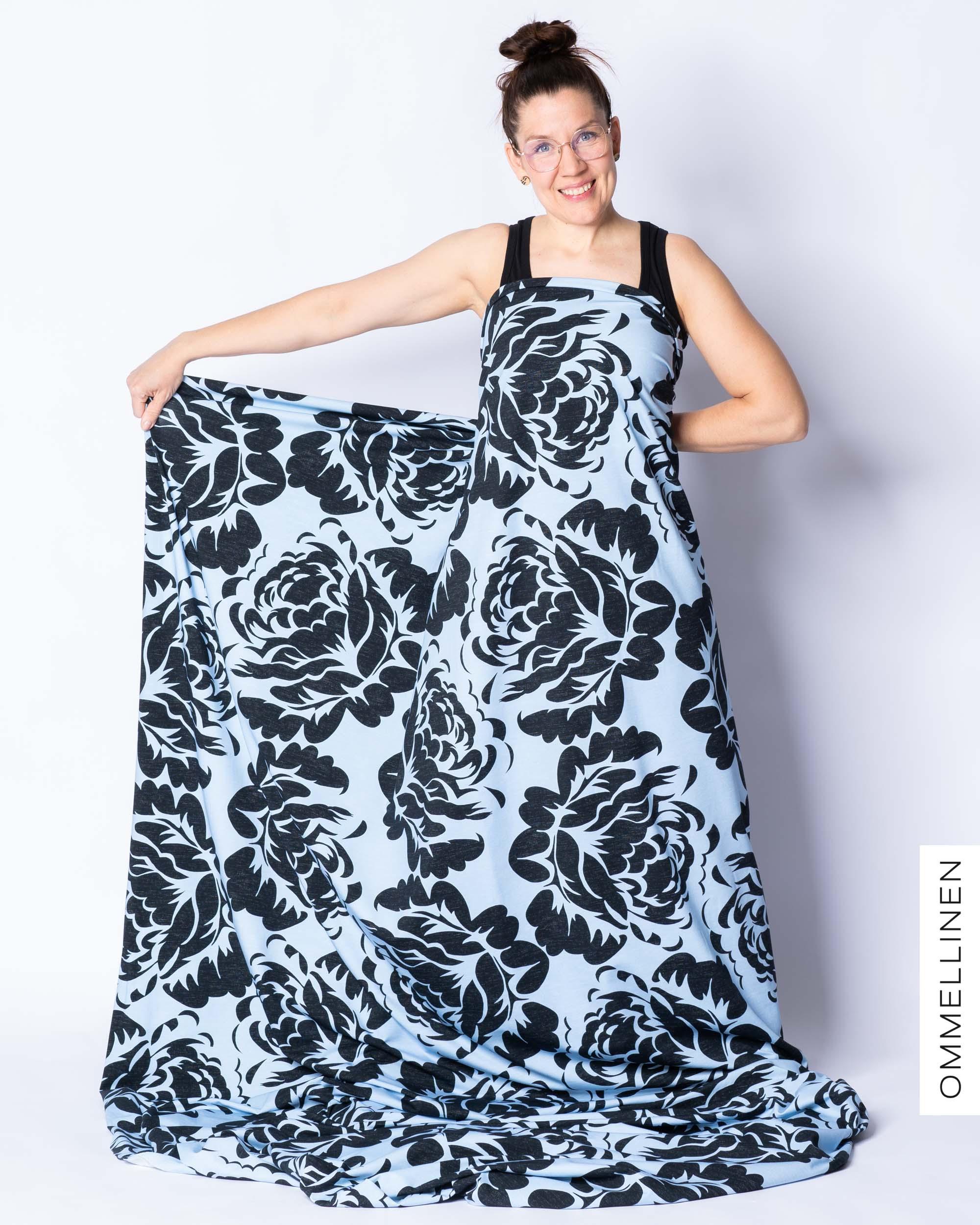 Digitrikoo, Babushka Roses JĂ€tti - vaaleansininen - Ommellinen