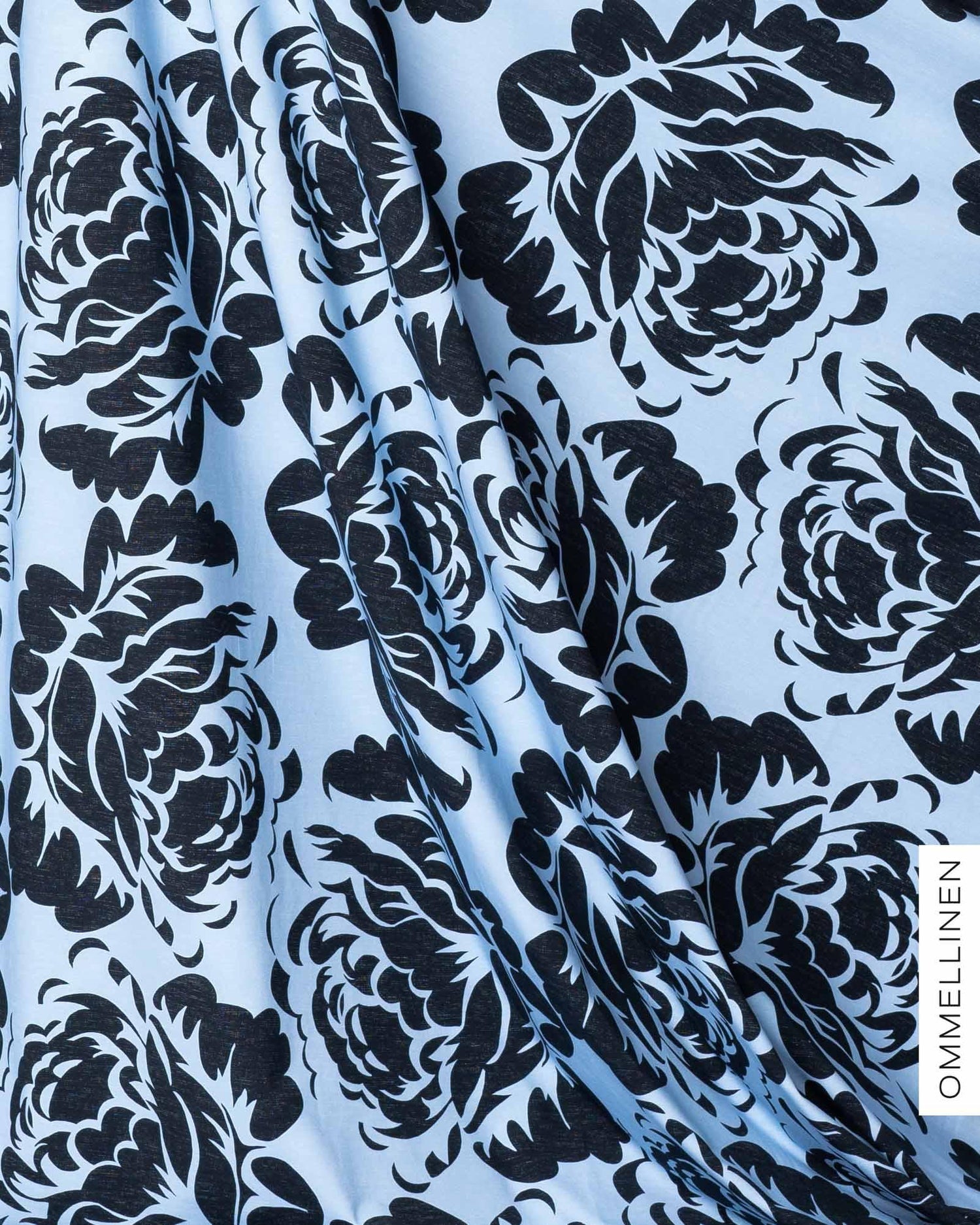 Digitrikoo, Babushka Roses JĂ€tti - vaaleansininen - Ommellinen