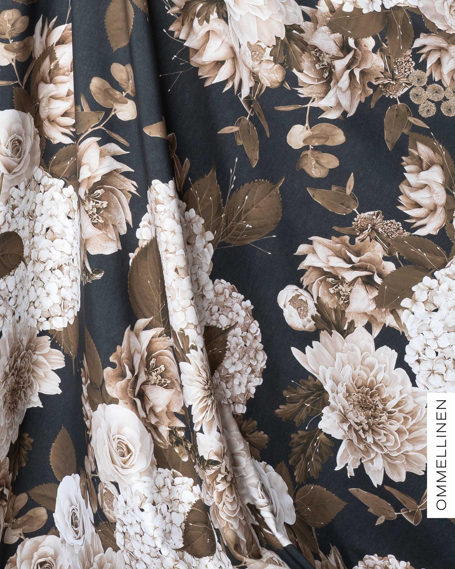 Digitrikoo, Kukkakimppu - tumma/seepia - Ommellinen