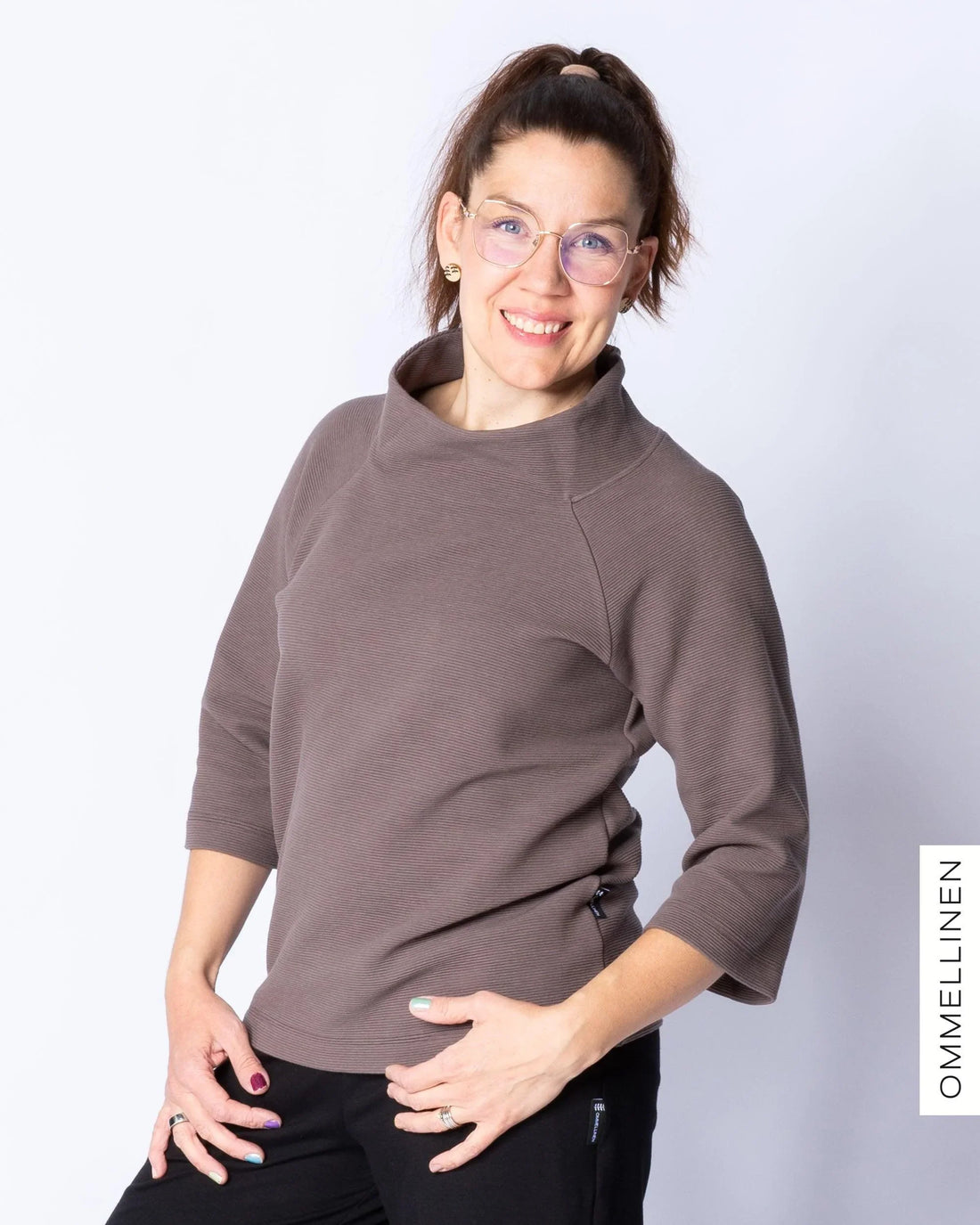SÀrmÀ-paita, ruskea - Ommellinen