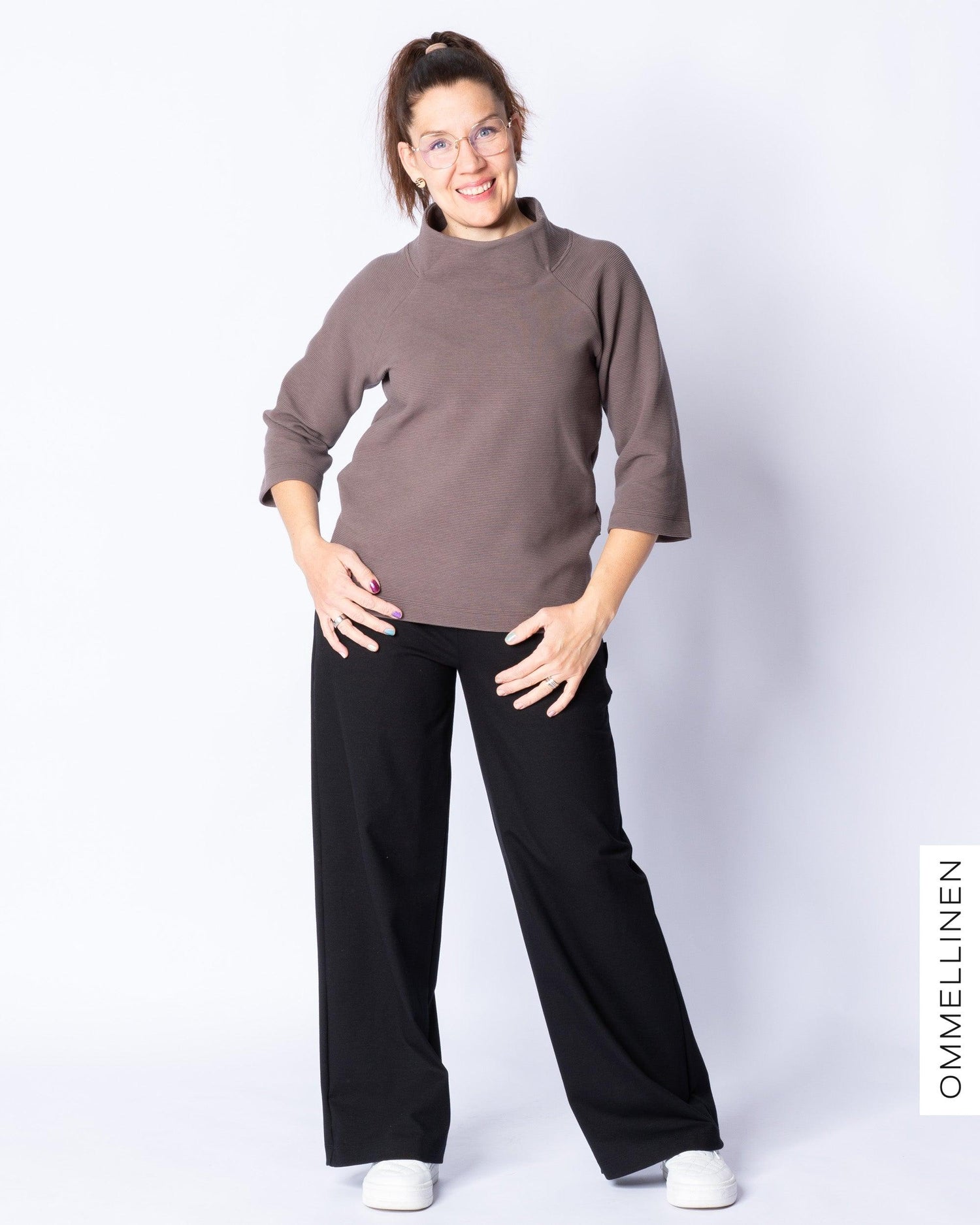 SÀrmÀ-paita, ruskea - Ommellinen