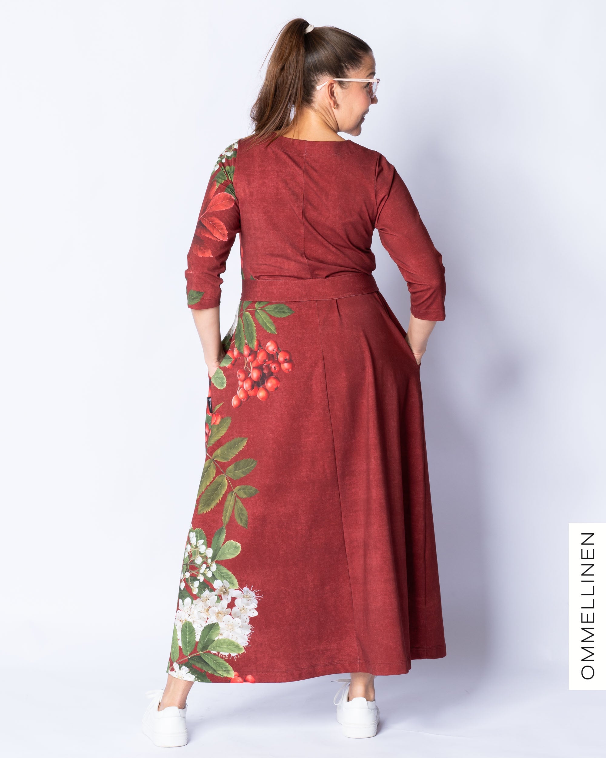 UNELMA dress, Giant pihlaja - red