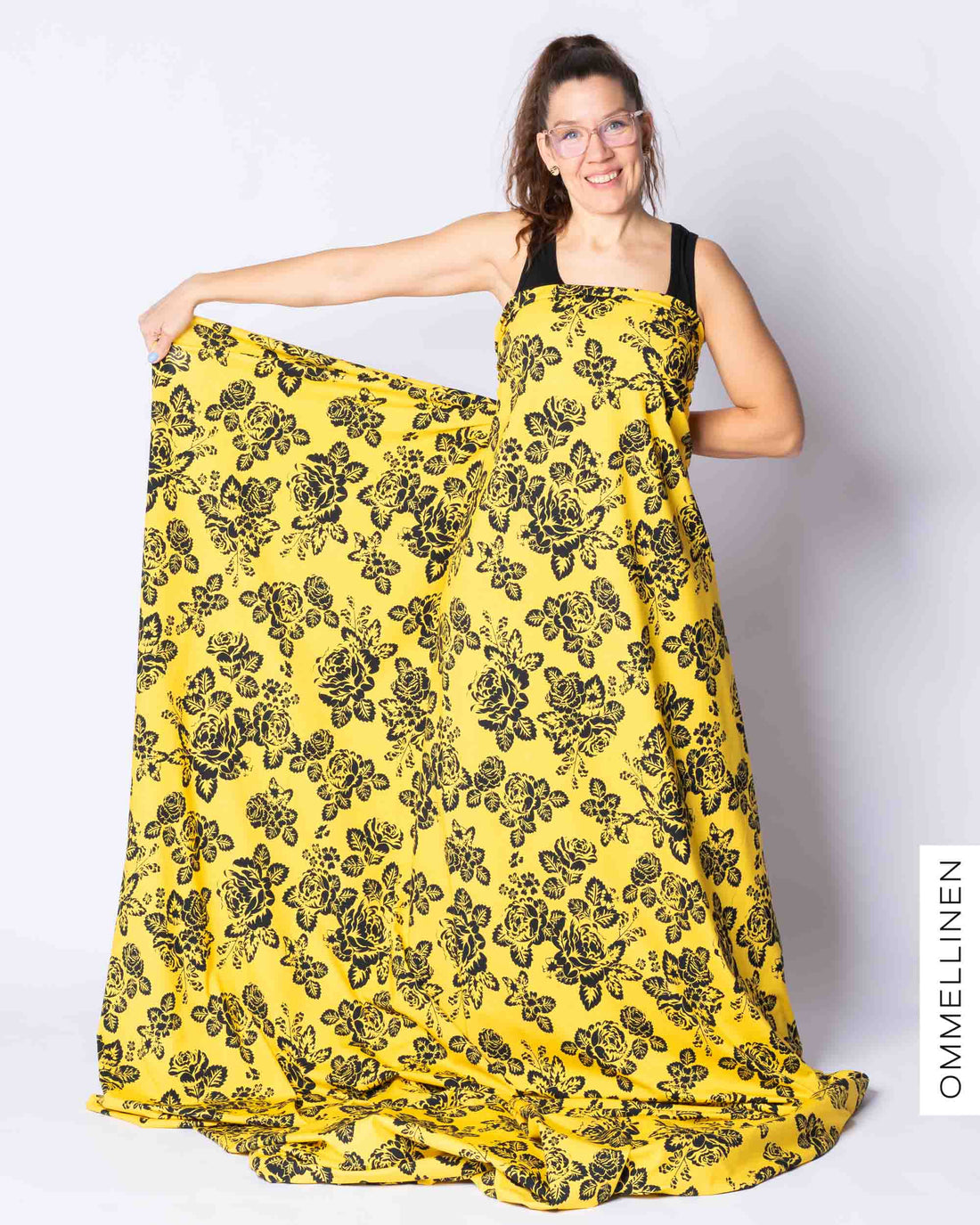 Jersey, Babushka Roses Lace - yellow