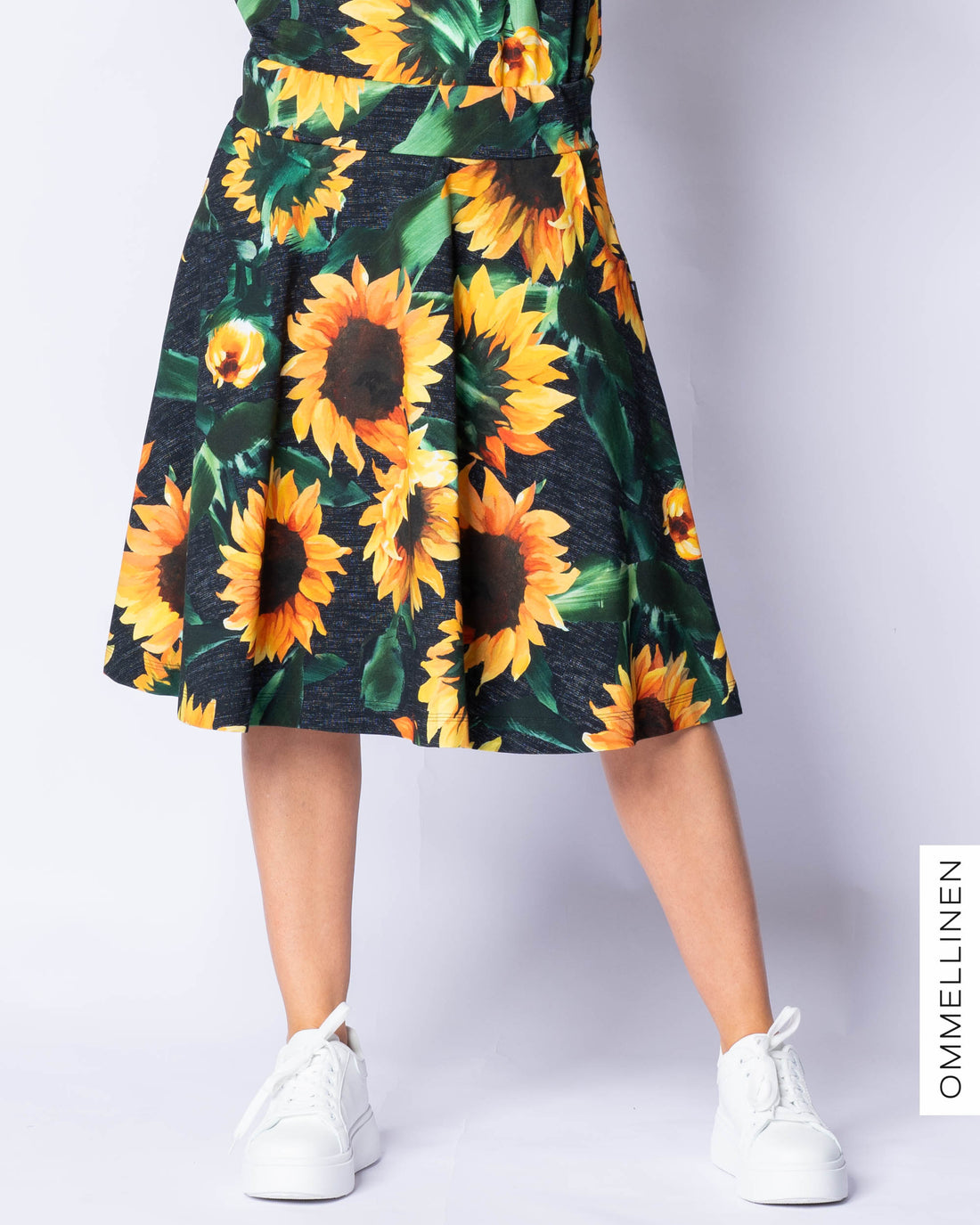 LEMPI skirt, Auringonkukka - black