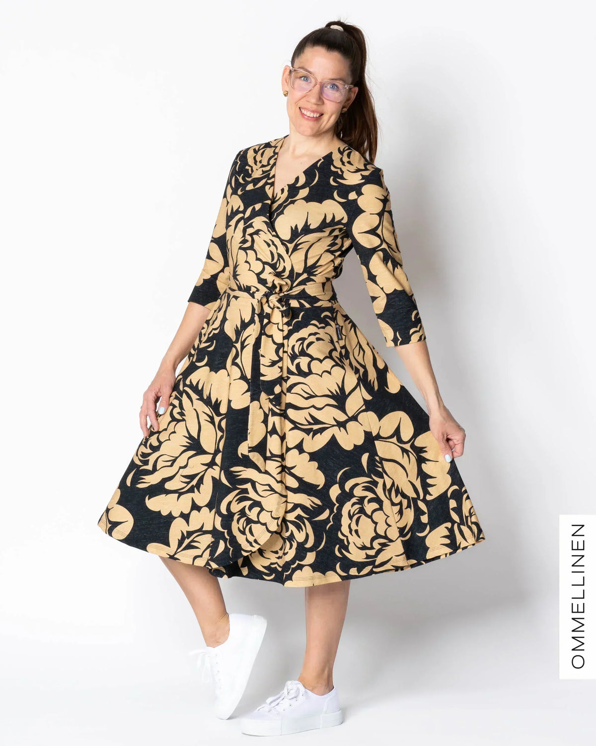 Kietaisumekko, Babushka Roses Jätti - musta/hiekka