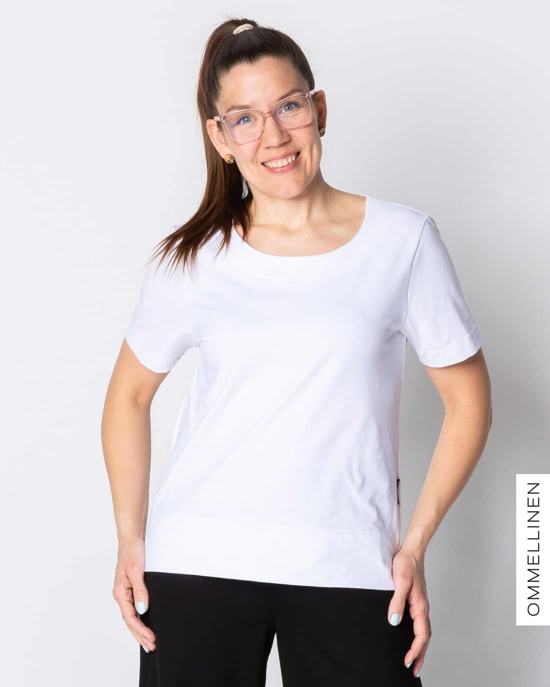 Teeppari, valkoinen - lievÀ II-laatu