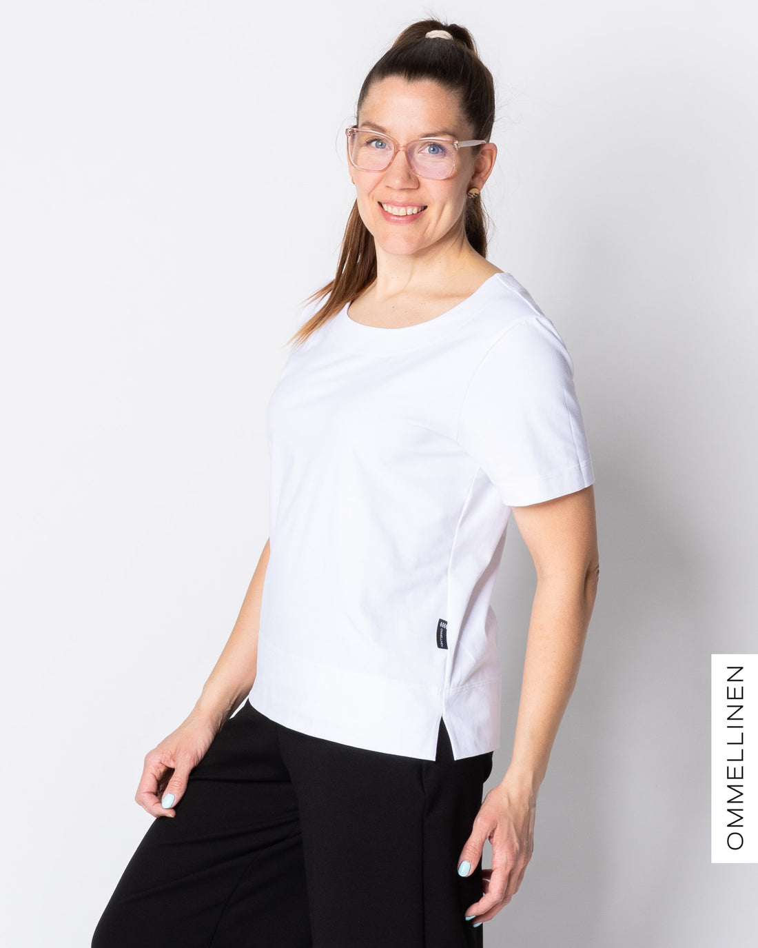 Teeppari, valkoinen - lievÀ II-laatu