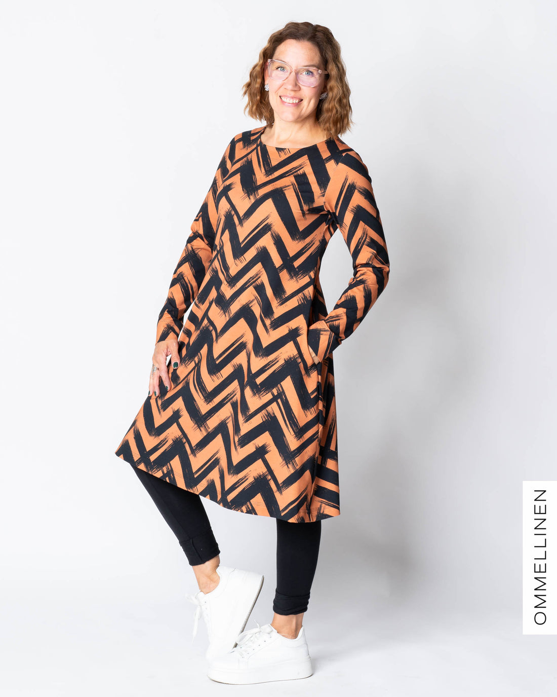 HUPS! Mekkotunika, Siksak - ruskea - XXL