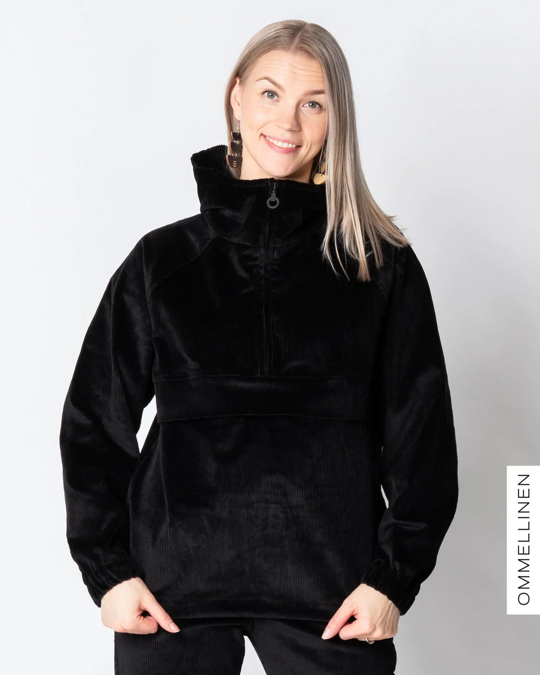 Anorakki - vakosametti, musta