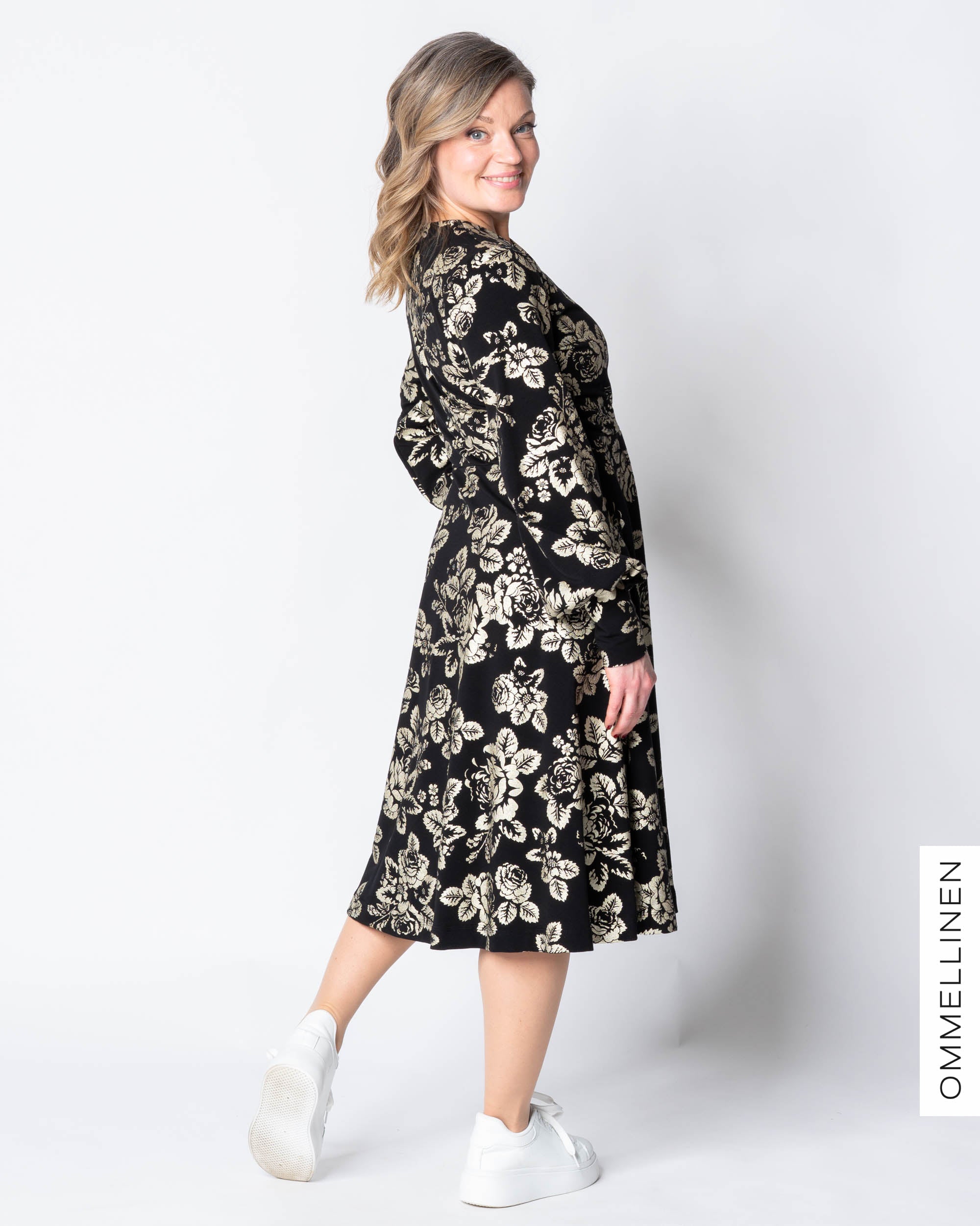 HELMI dress, Babushka Roses - gold champagne