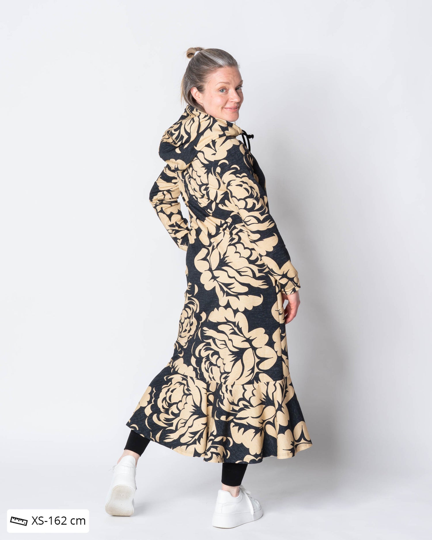 HULMU hoodie, Babushka Roses Giant - black/sand