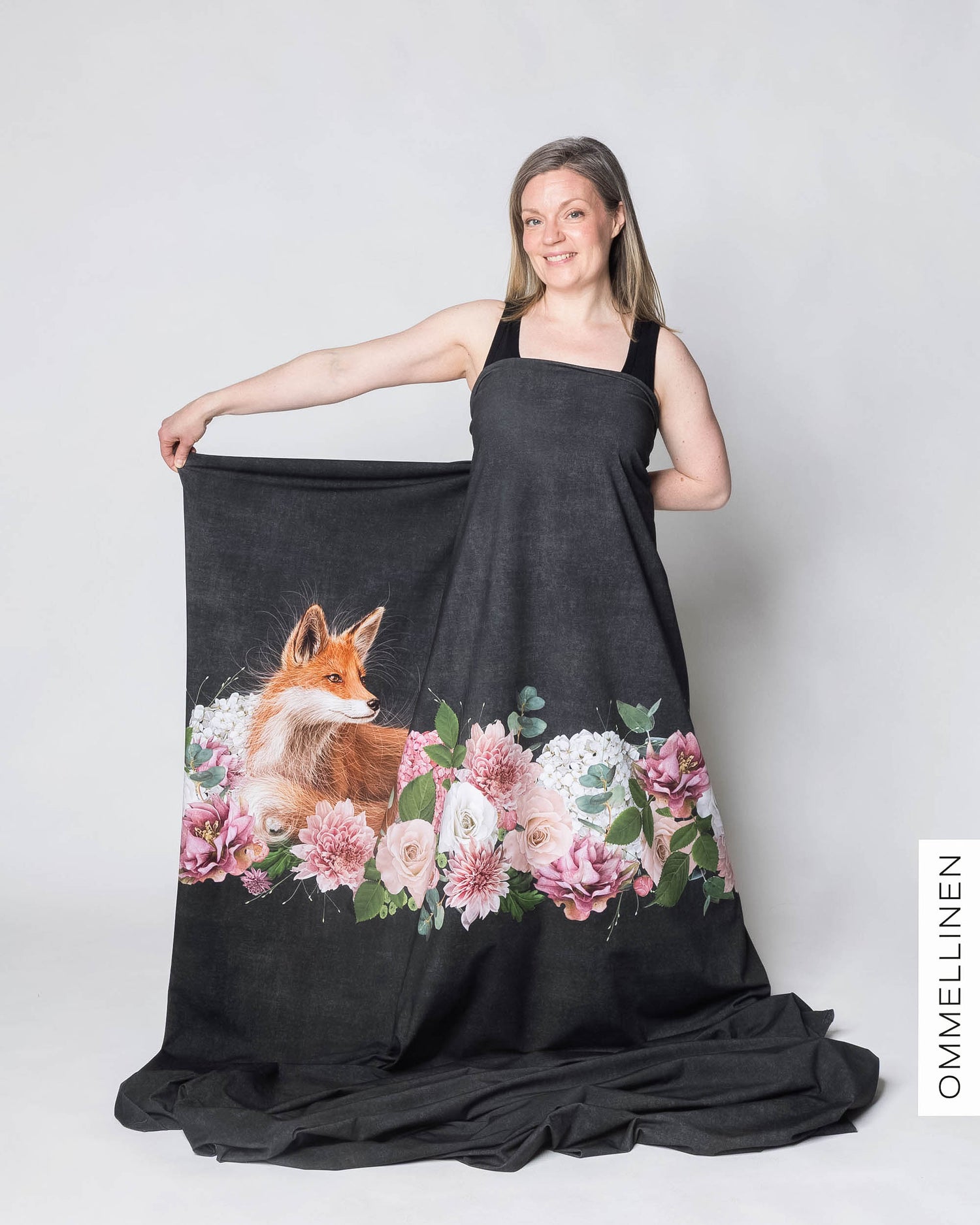 Digitrikoo, Kukkakimppu ja kettu - harmaa