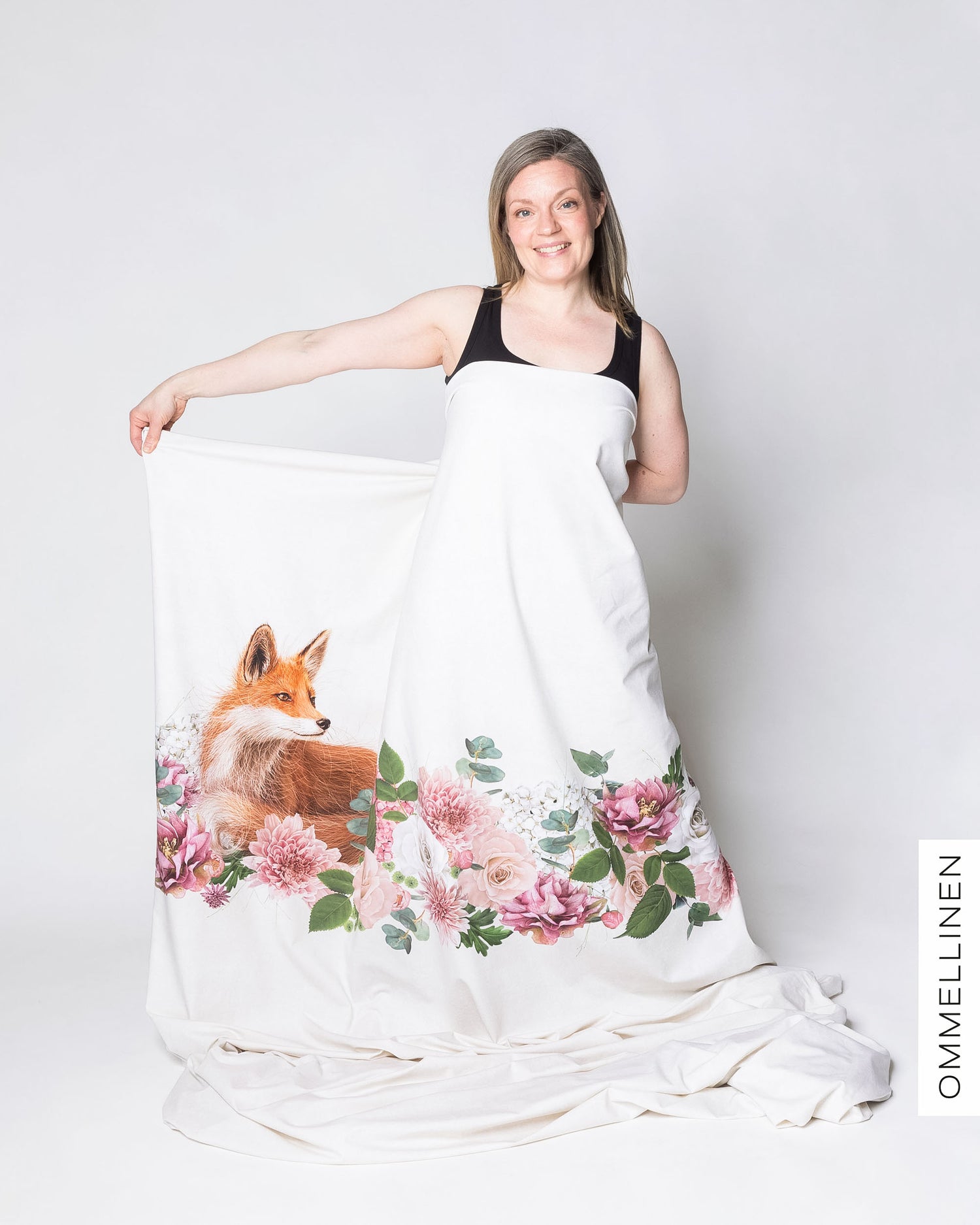 Digitrikoo, Kukkakimppu ja kettu - vaalea