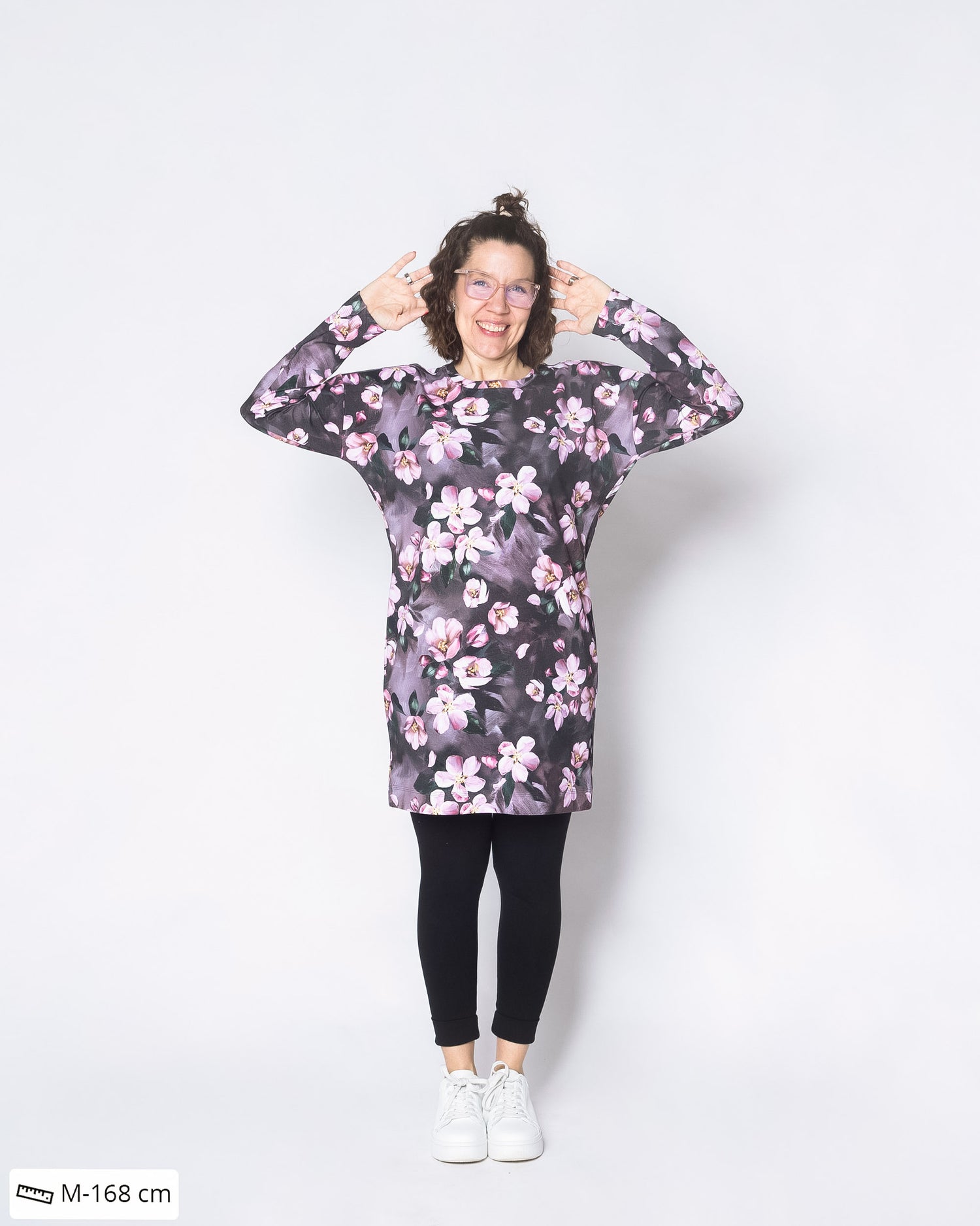 LEMPI tunic, Omenankukkia - rose