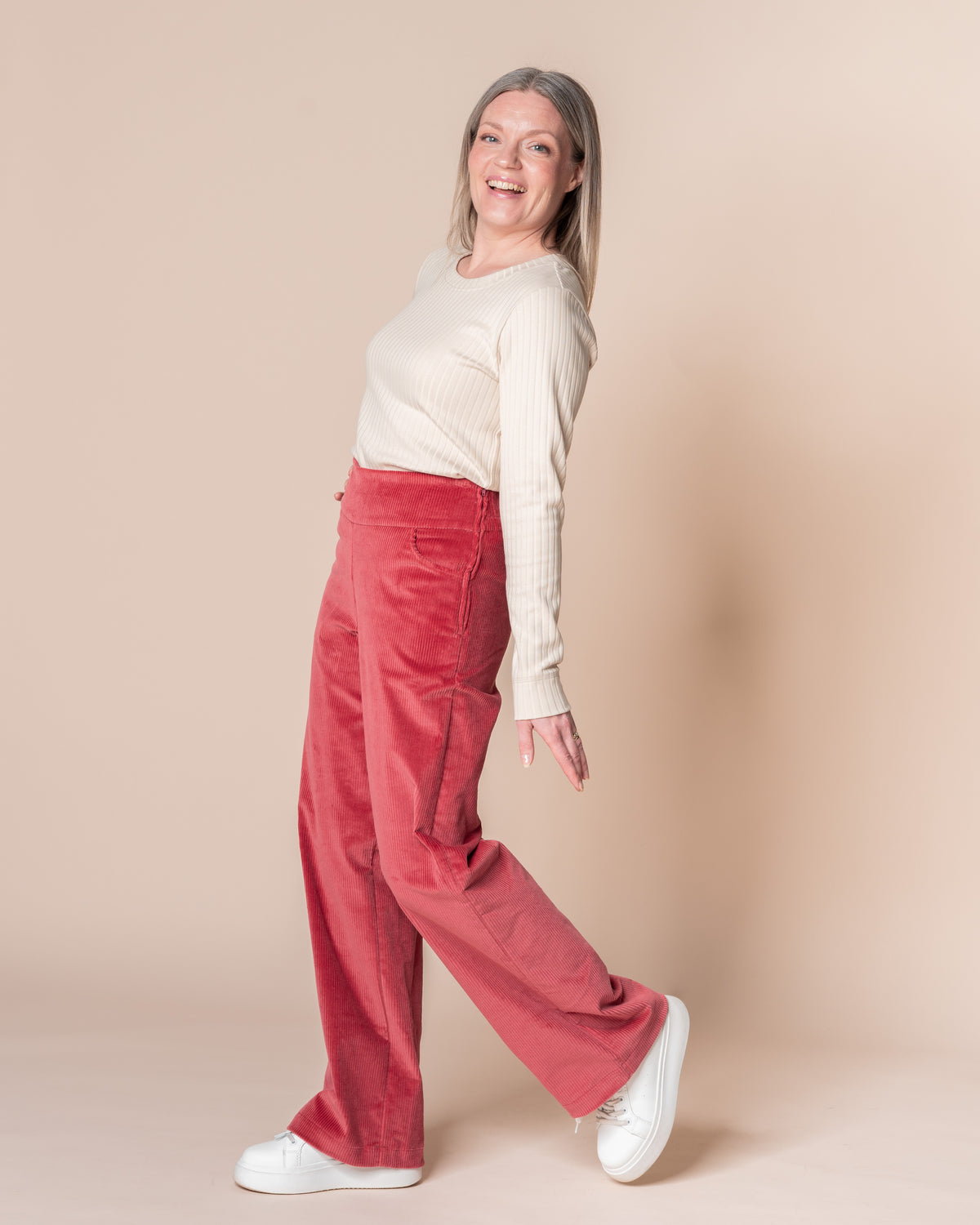 CORDUROY pants - NORMAL LENGTH, deep coral
