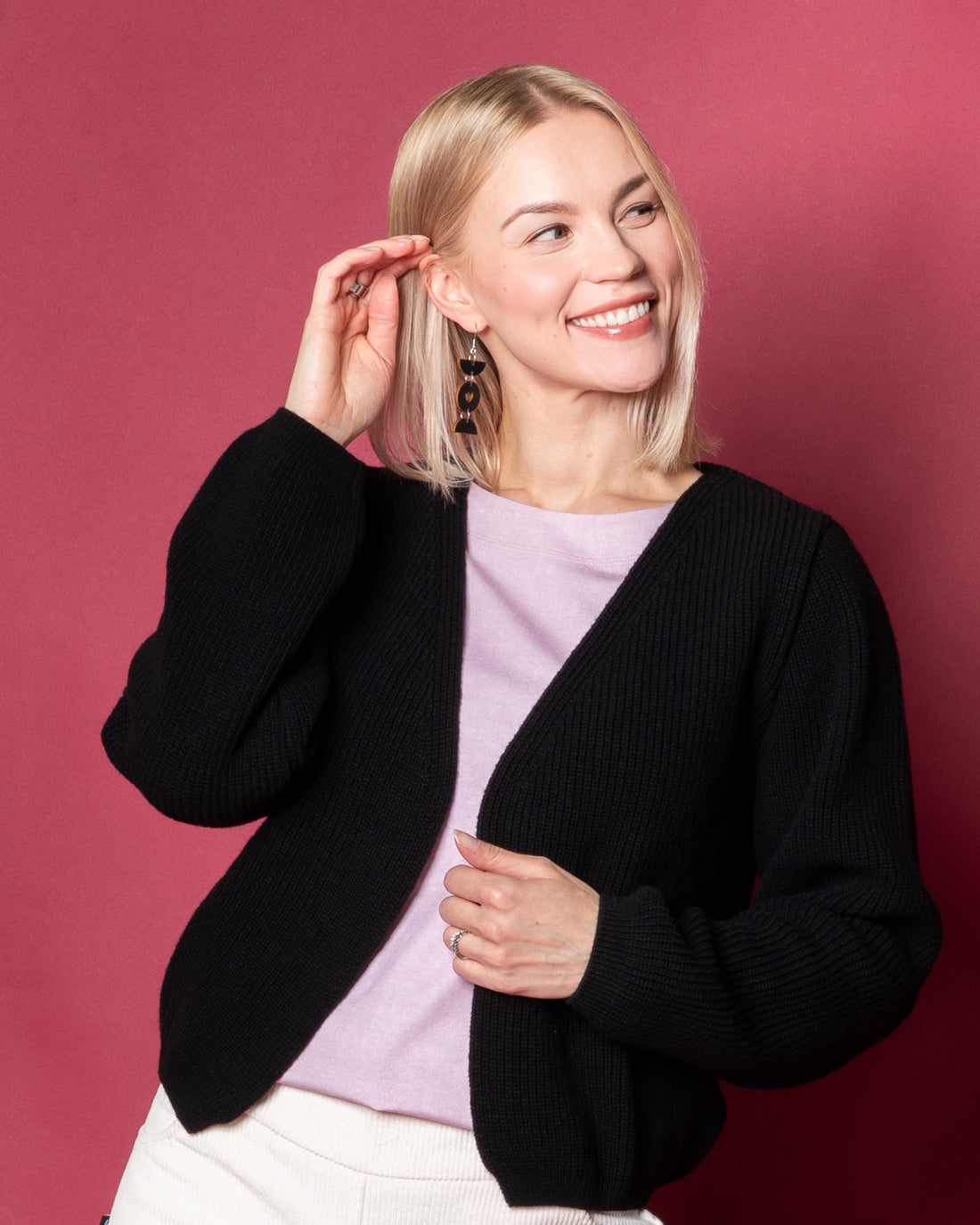 Neuletakki - merino, musta