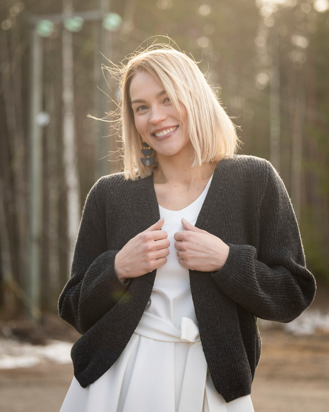 Neuletakki - merino, tummanharmaa