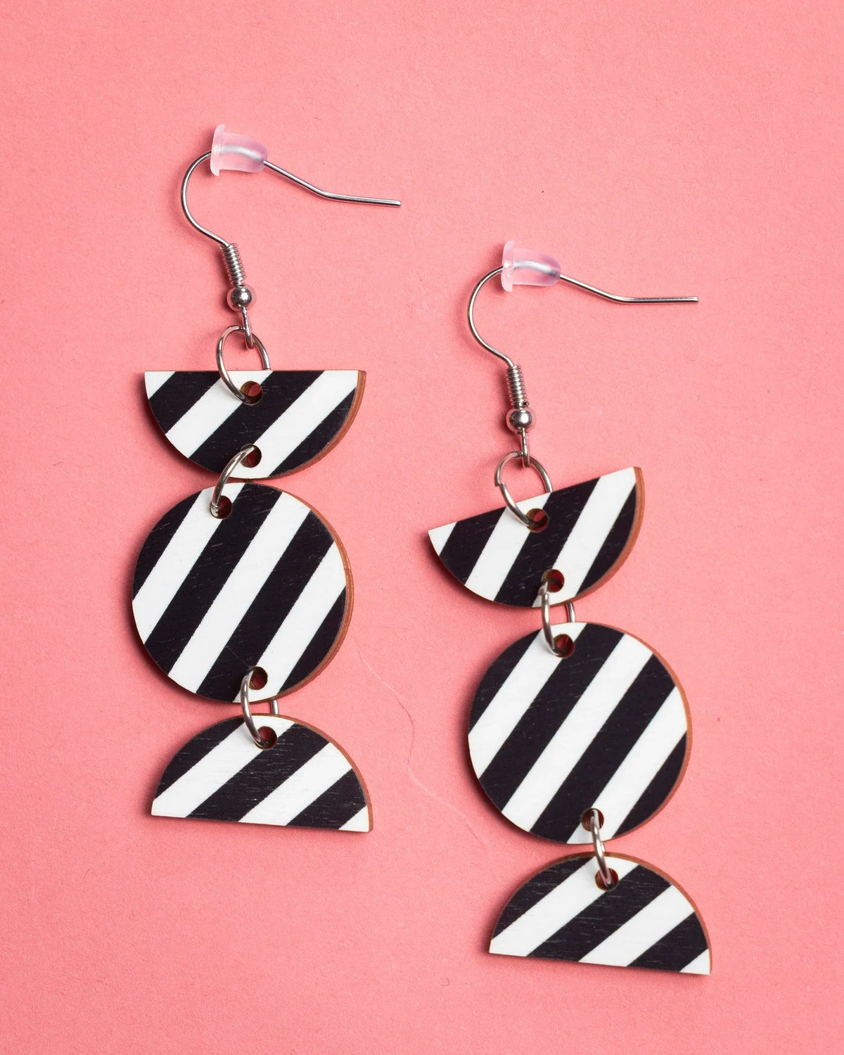 Earrings, Raita - black hanging, hook