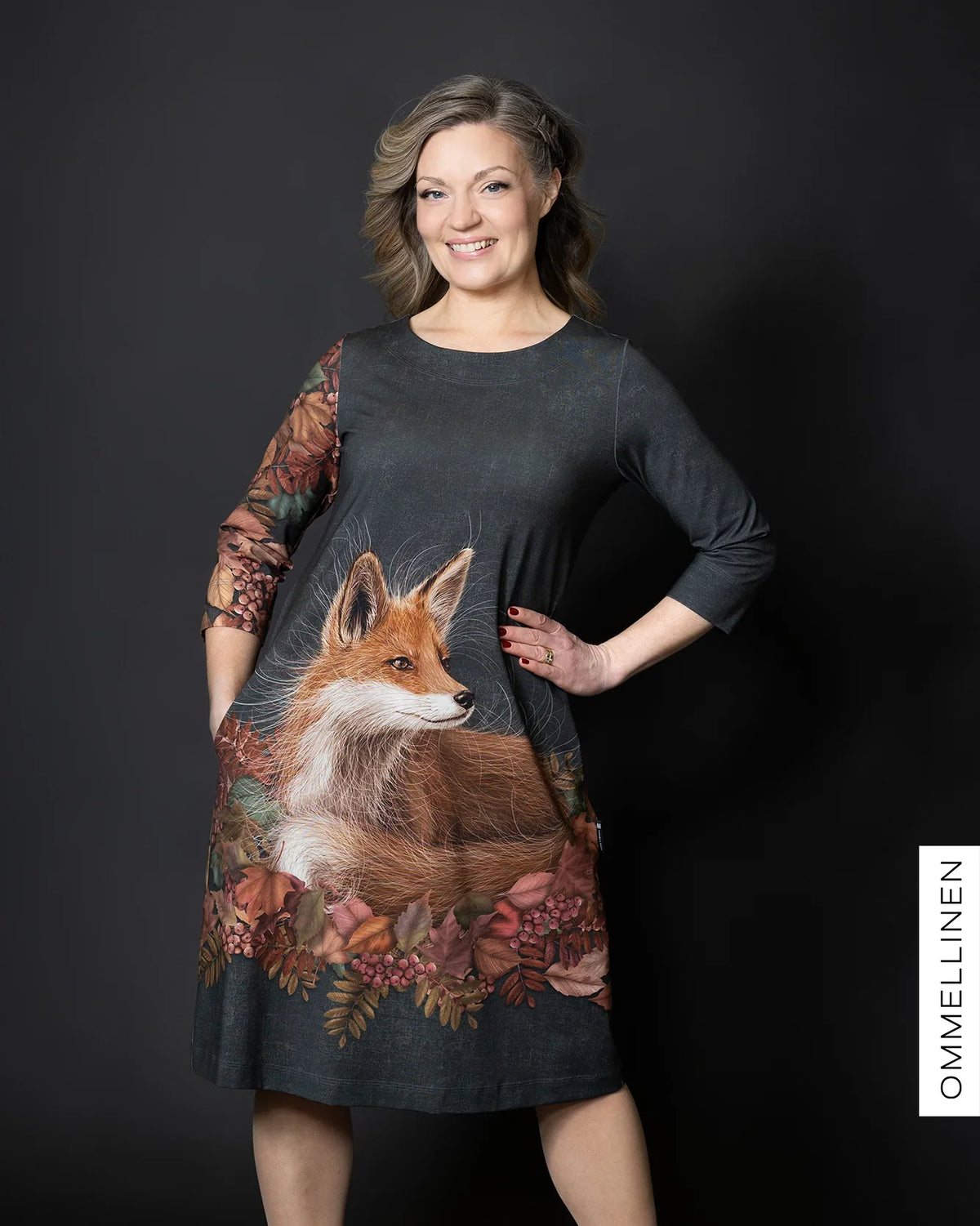IISI dress, Syksyn lehdet ja kettu - grey