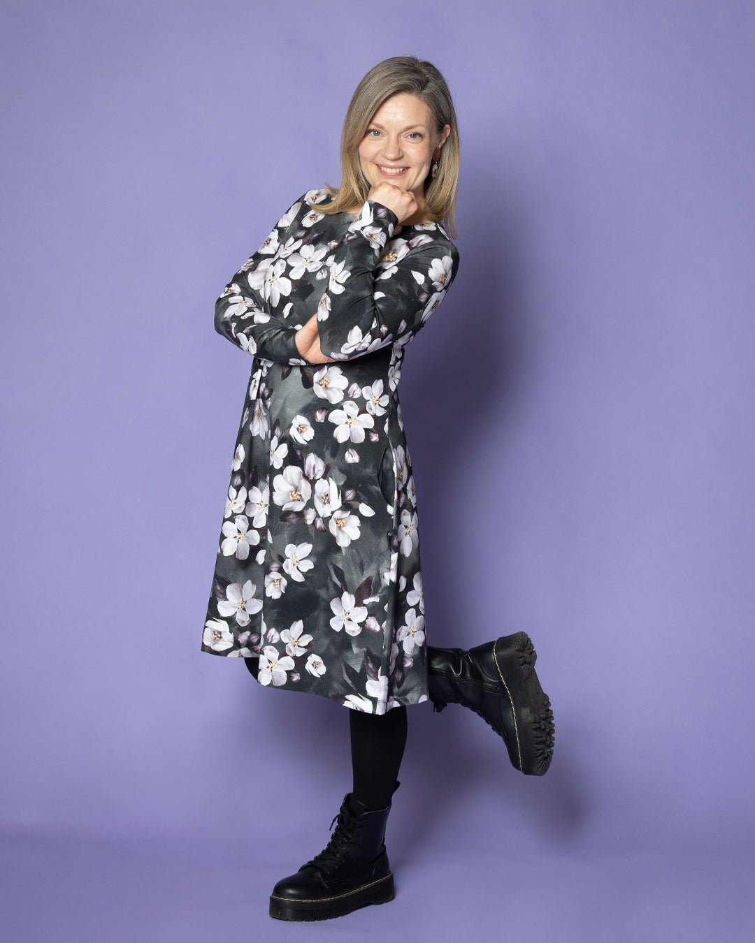 Mekkotunika, Omenankukkia - vaalea