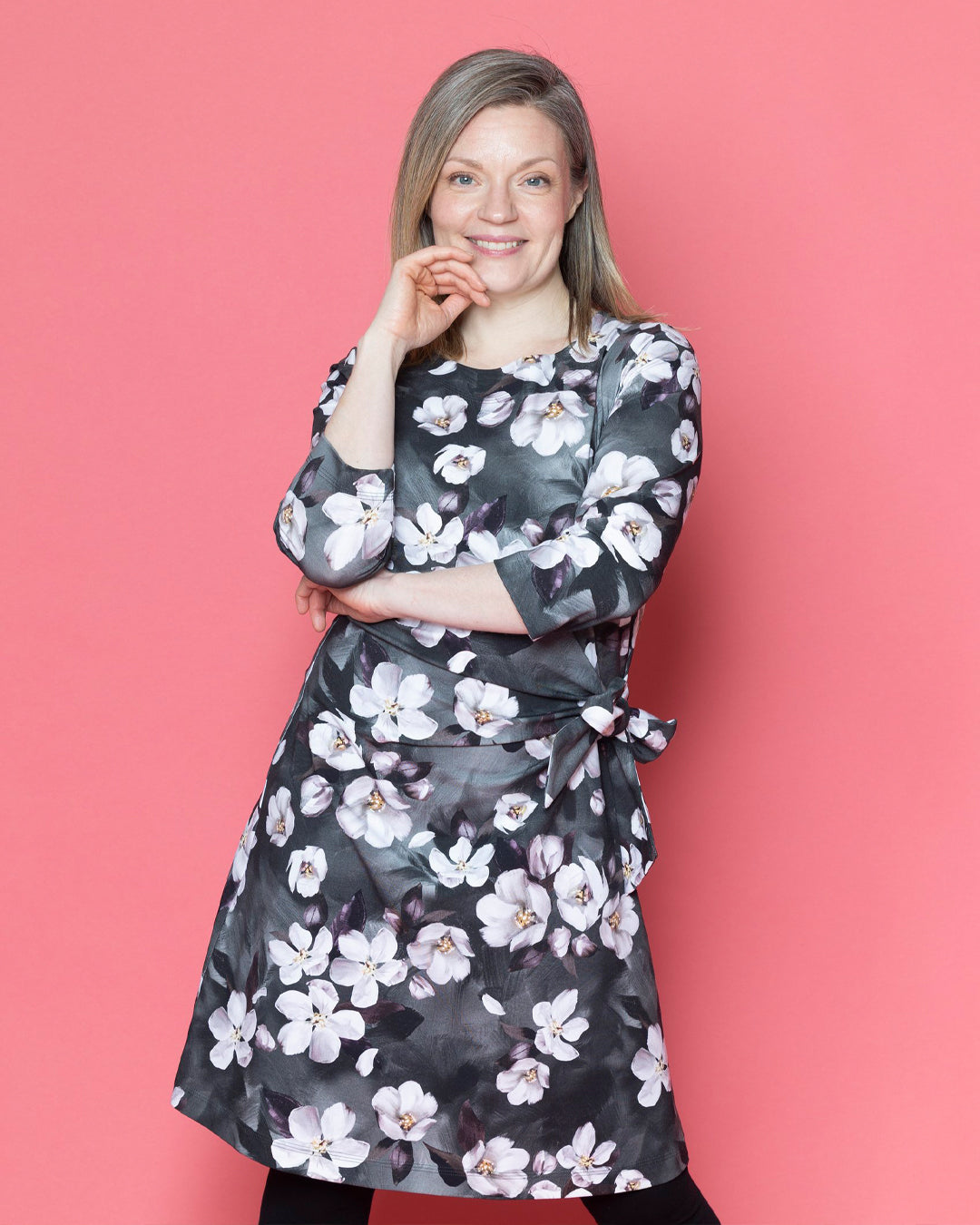 Solmumekko, Omenankukkia - vaalea