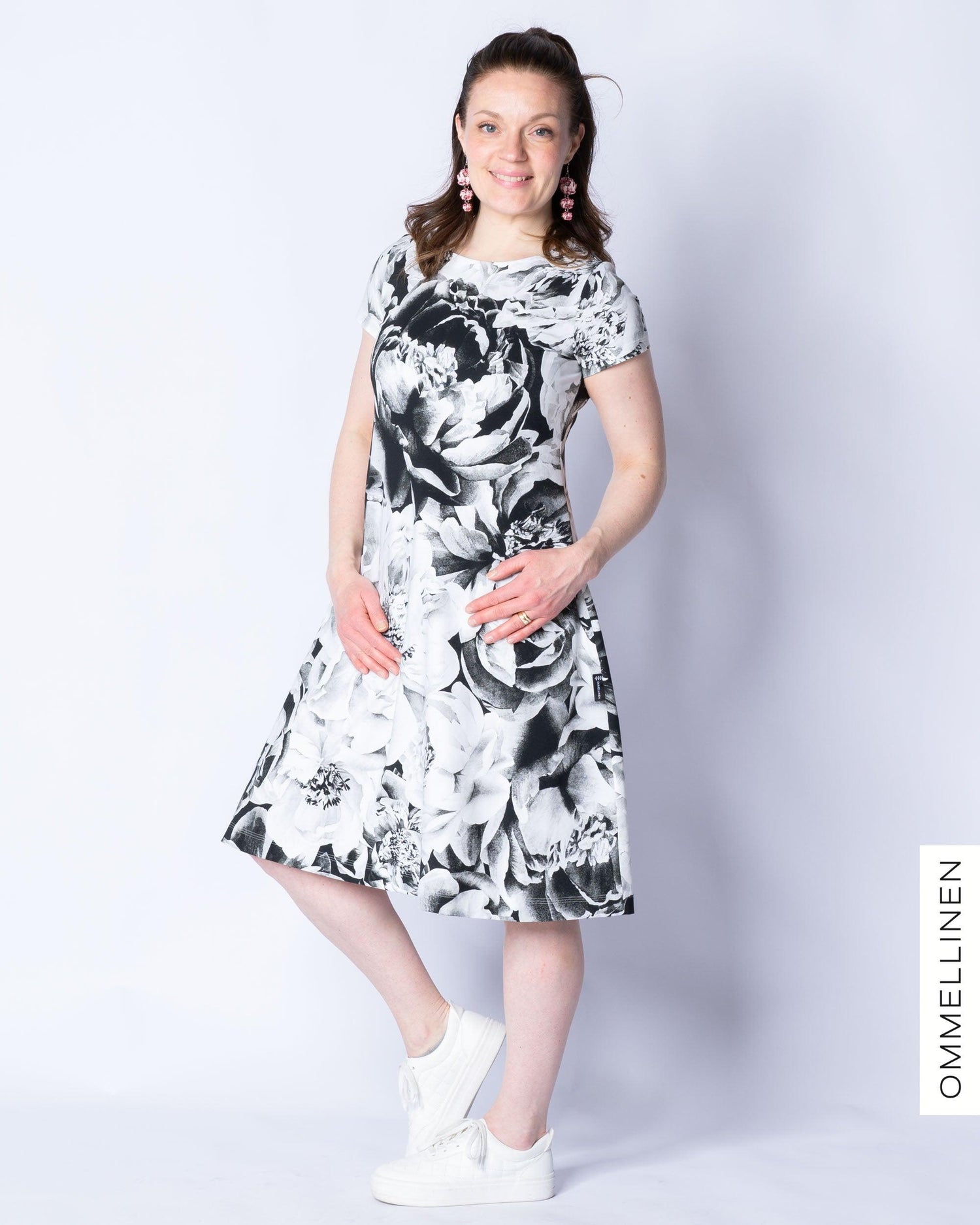 DRESS tunic - short sleeve, Ikuisuus - black &amp; white